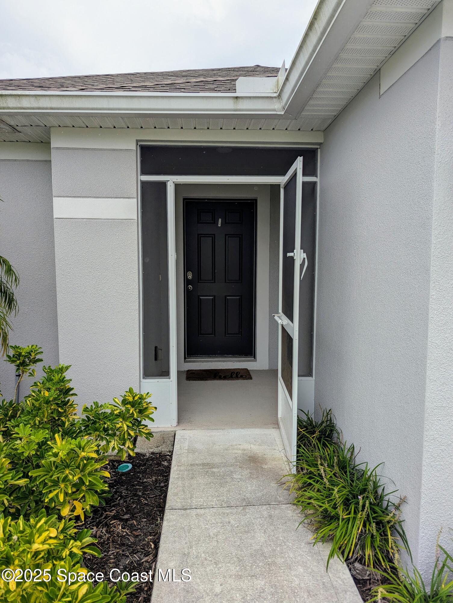1115 Dania Circle