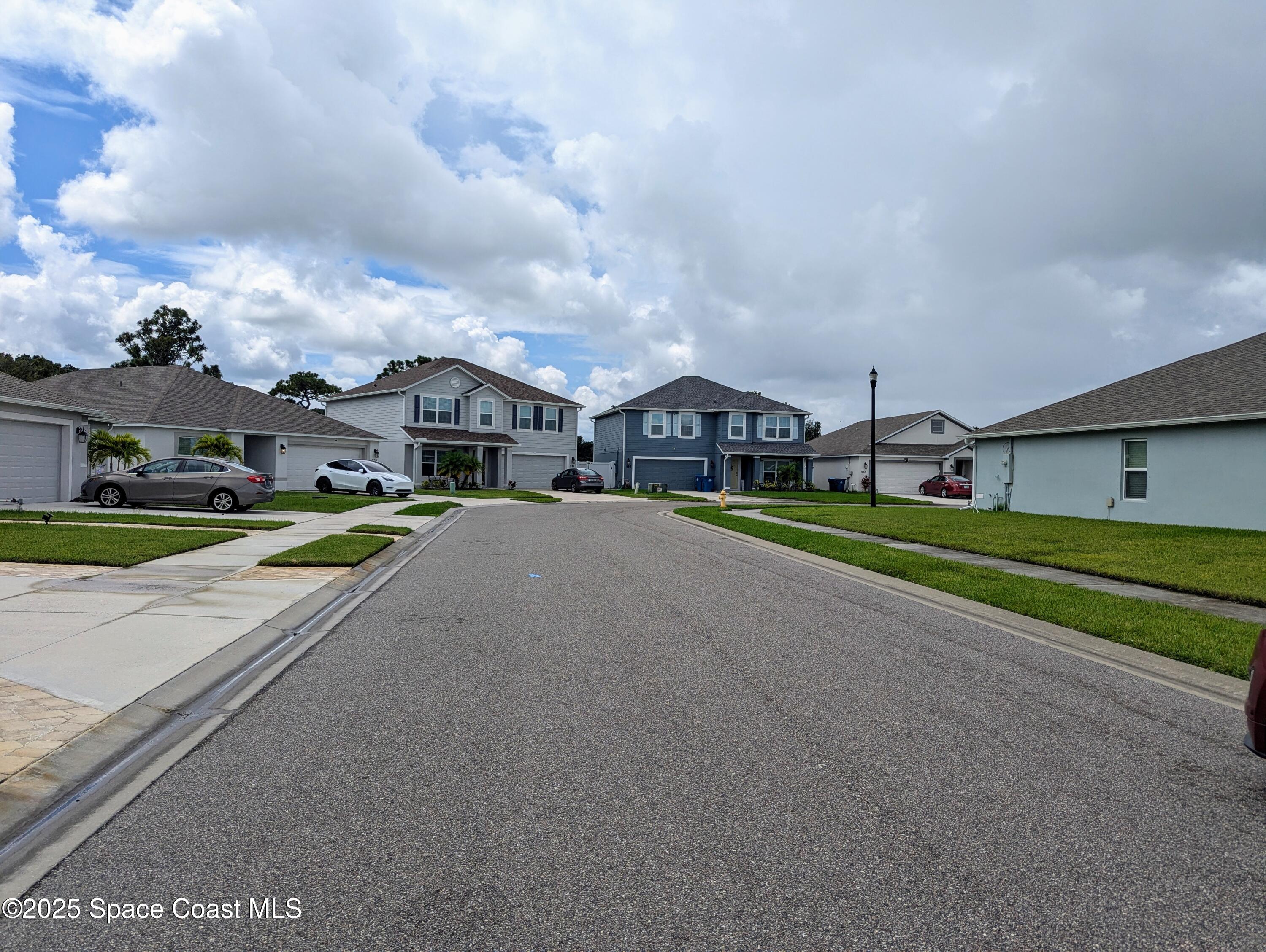 1115 Dania Circle