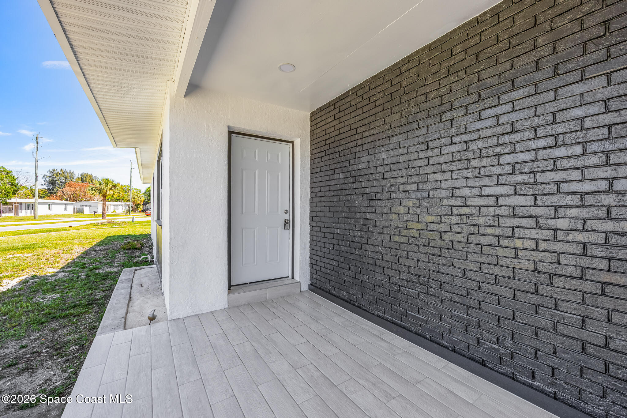 1106 Wild Rose Drive NE