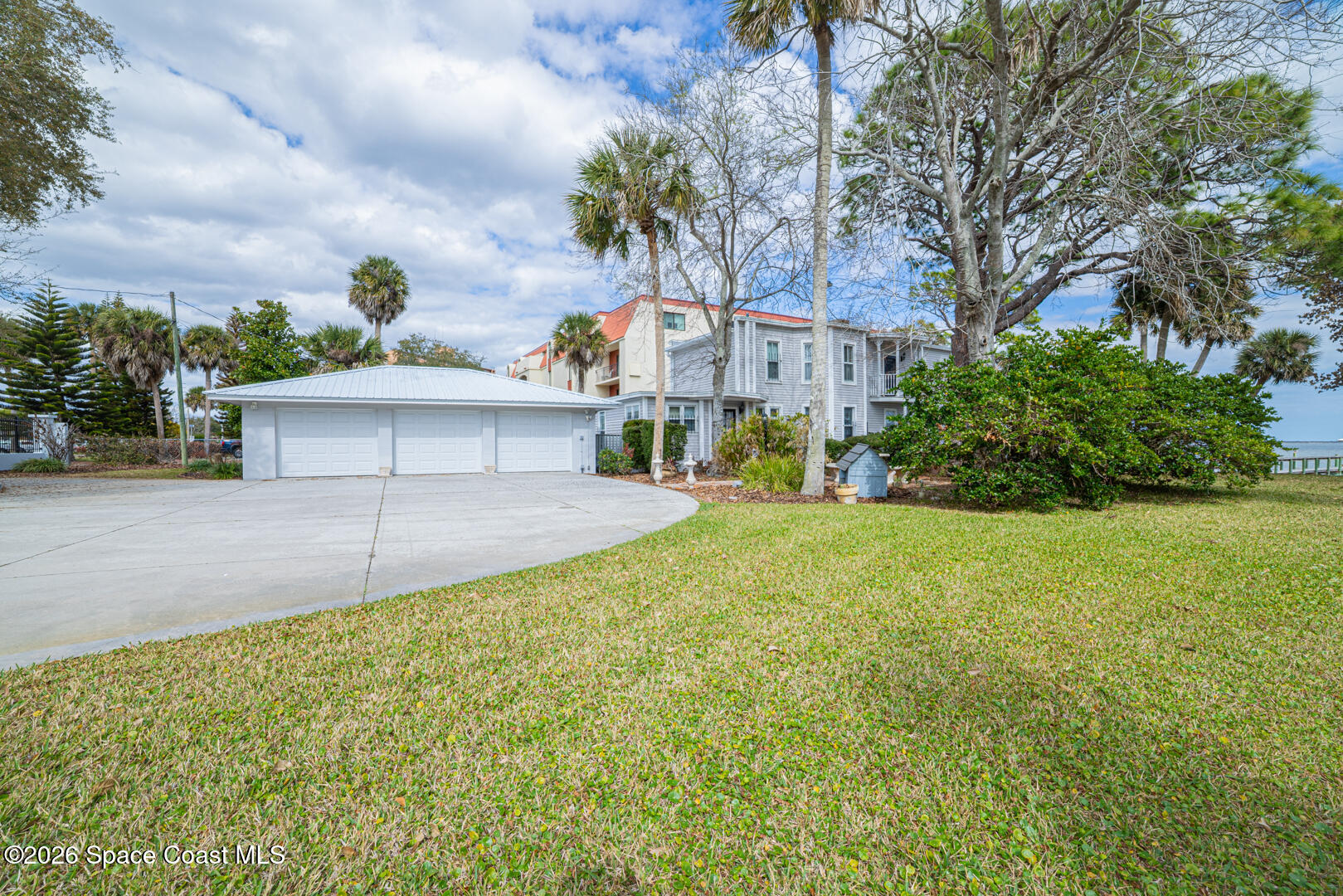 Titusville, Florida, 32796, United States, 4 Bedrooms Bedrooms, ,3 BathroomsBathrooms,Residential,Active,2019820