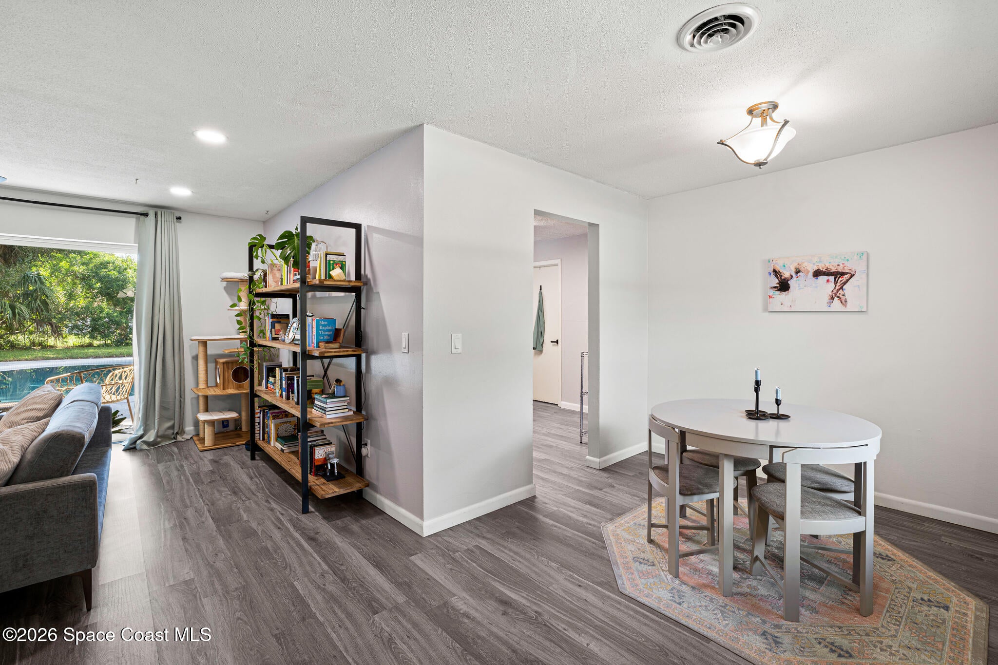 1109 Pinedale Road