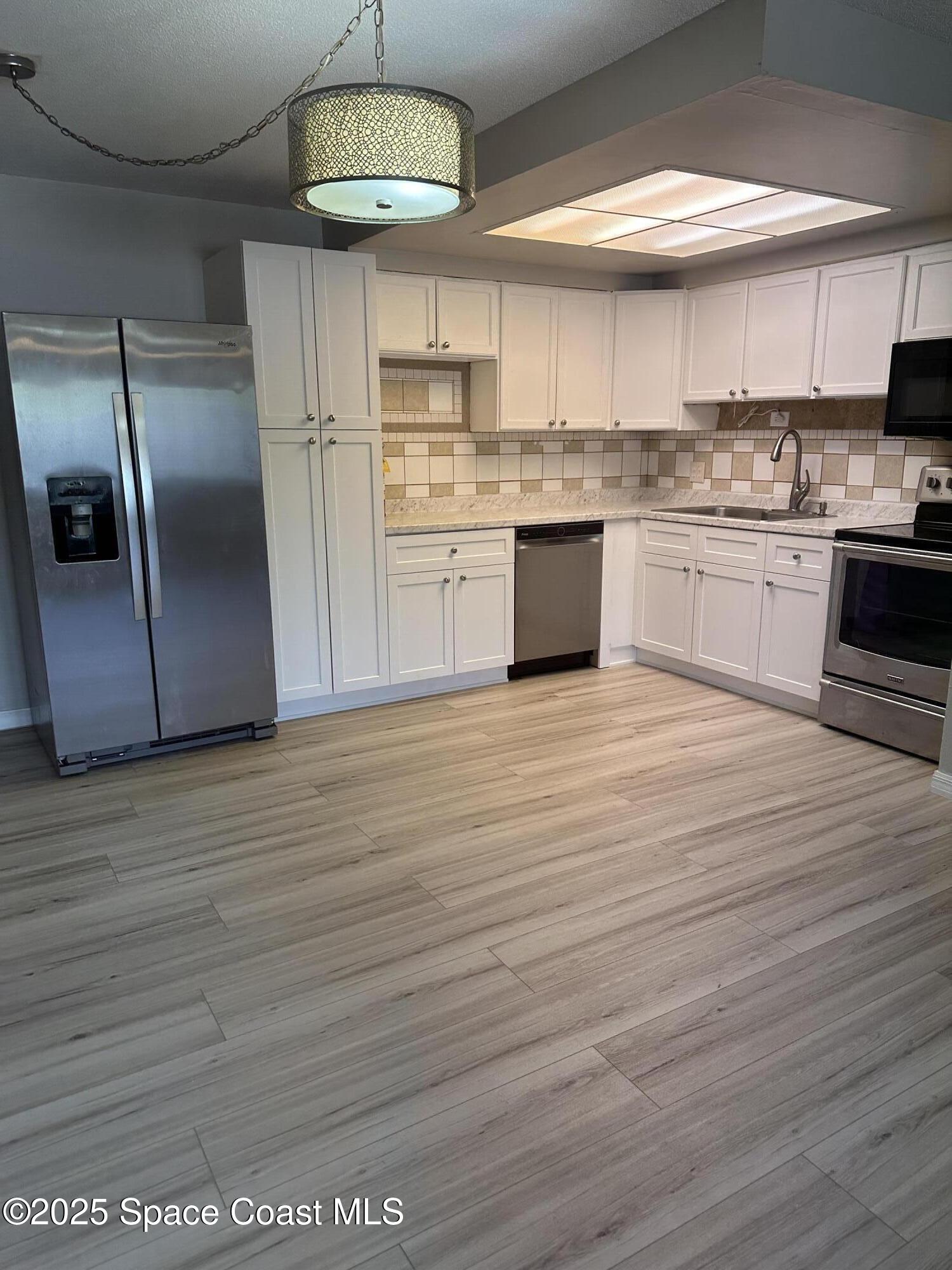 800 N Fiske Boulevard 202