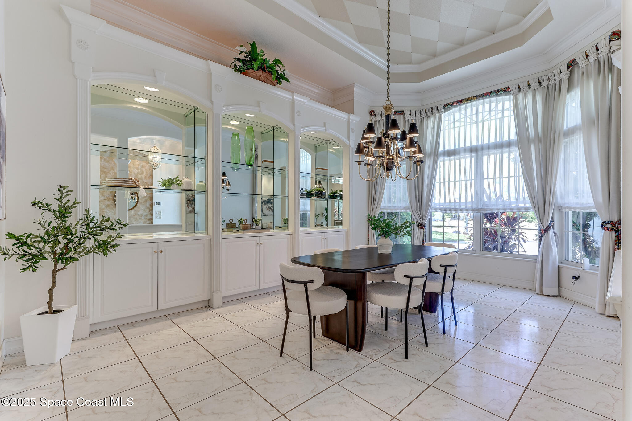 1009 Monticello Court