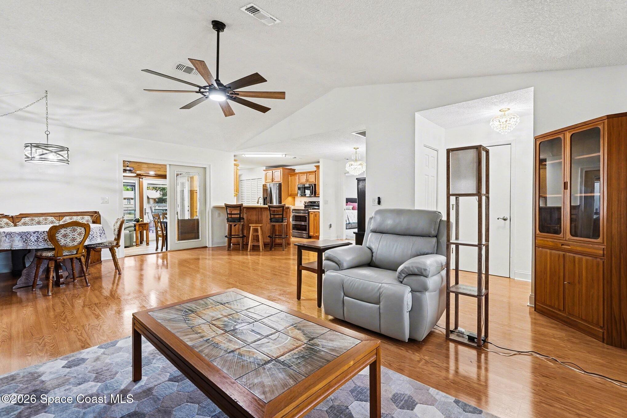 457 Wildwood Avenue SW