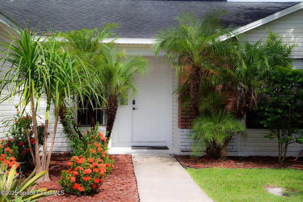 Photo of 1515 Hamilton Avenue SW, Palm Bay, FL 32908 (MLS # 1055626)