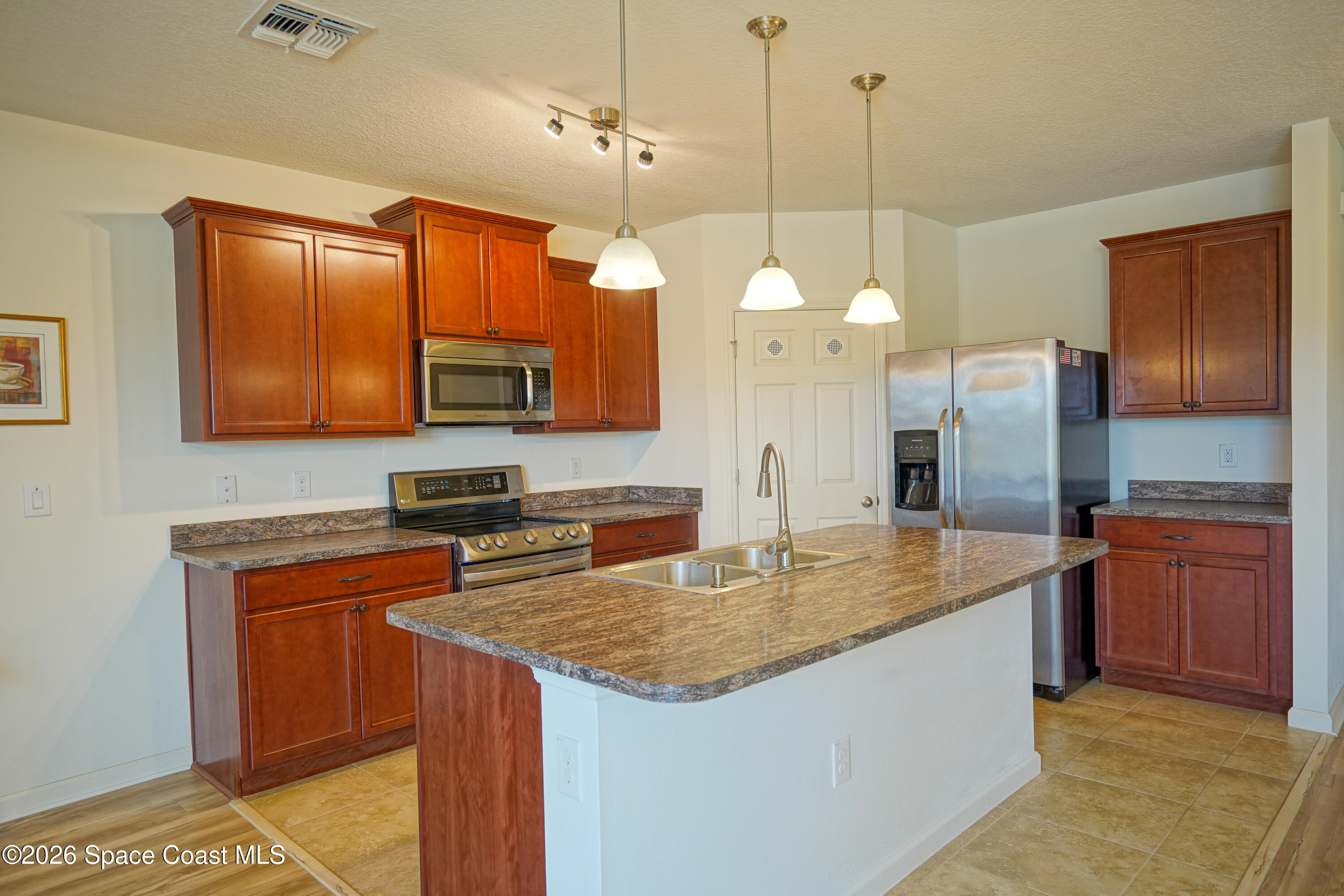 436 Great Falls Lane SW