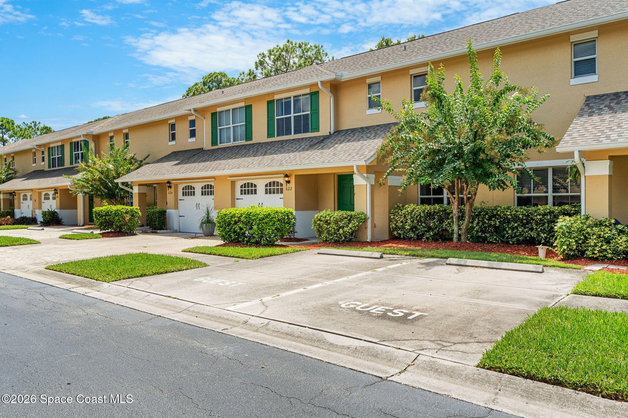 622 Cedar Side Circle NE