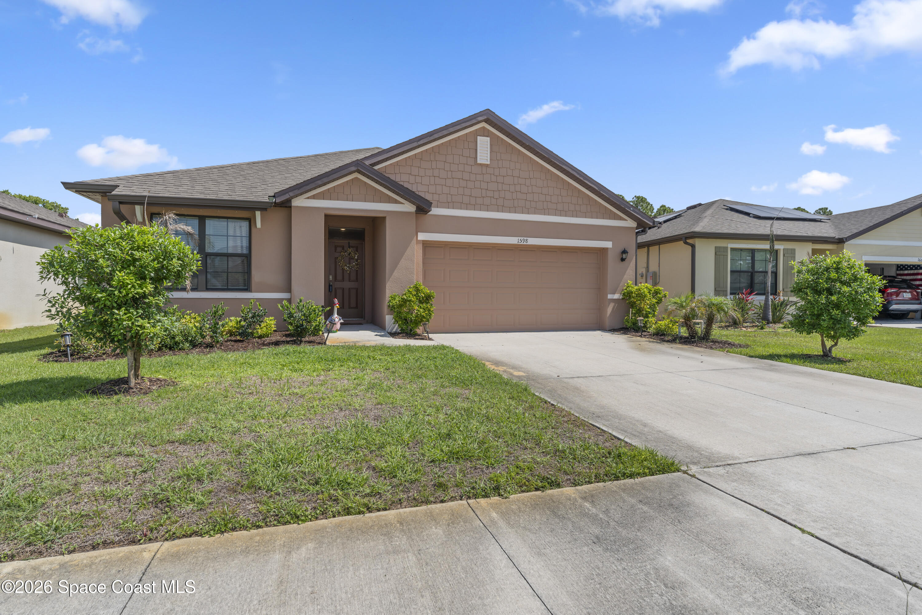 1598 Mineral Loop Drive NW