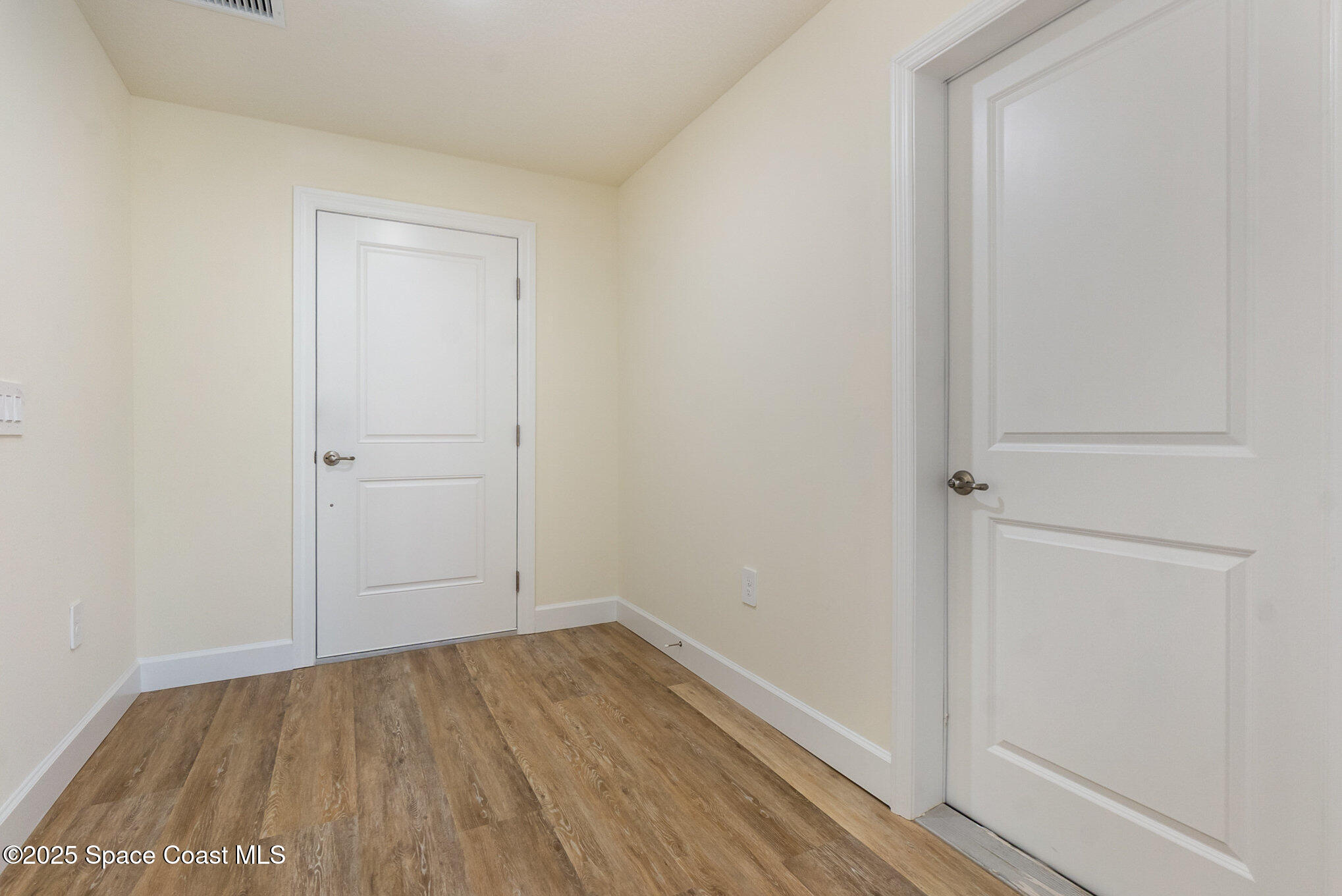 2081 Day Avenue