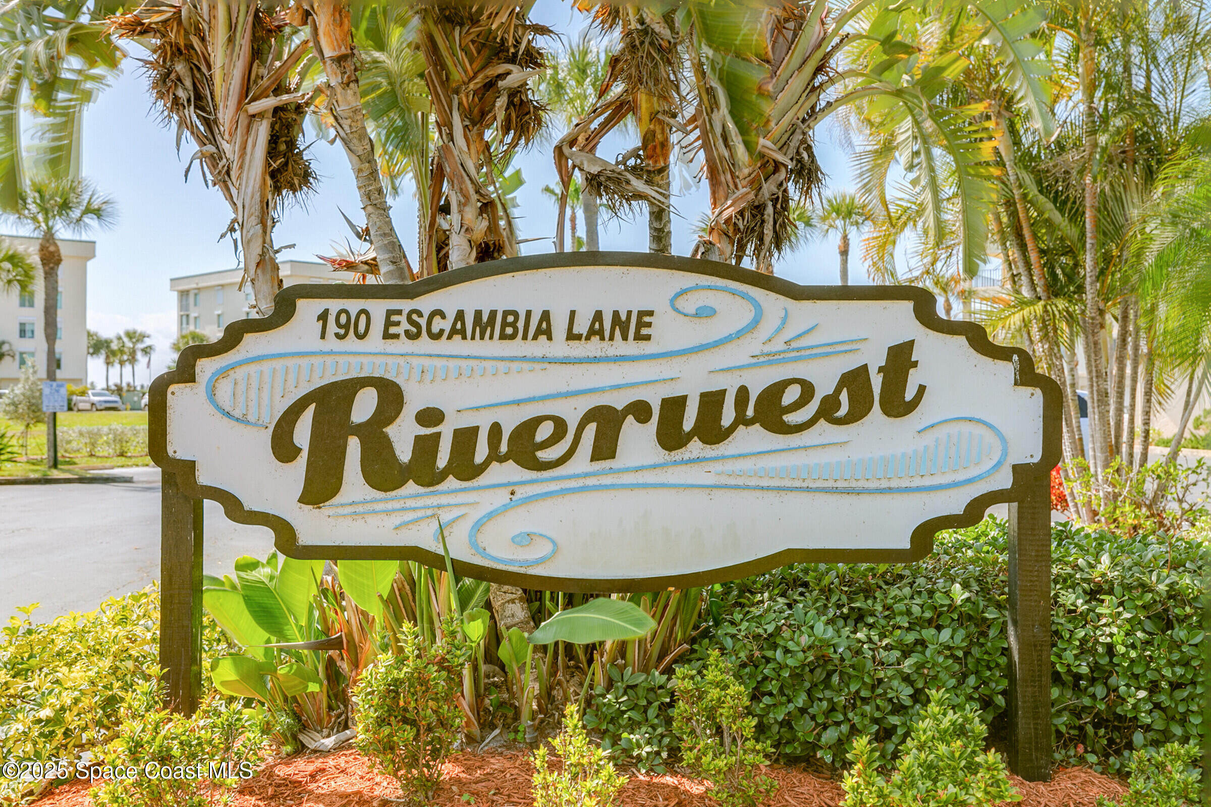 190 Escambia Lane 402