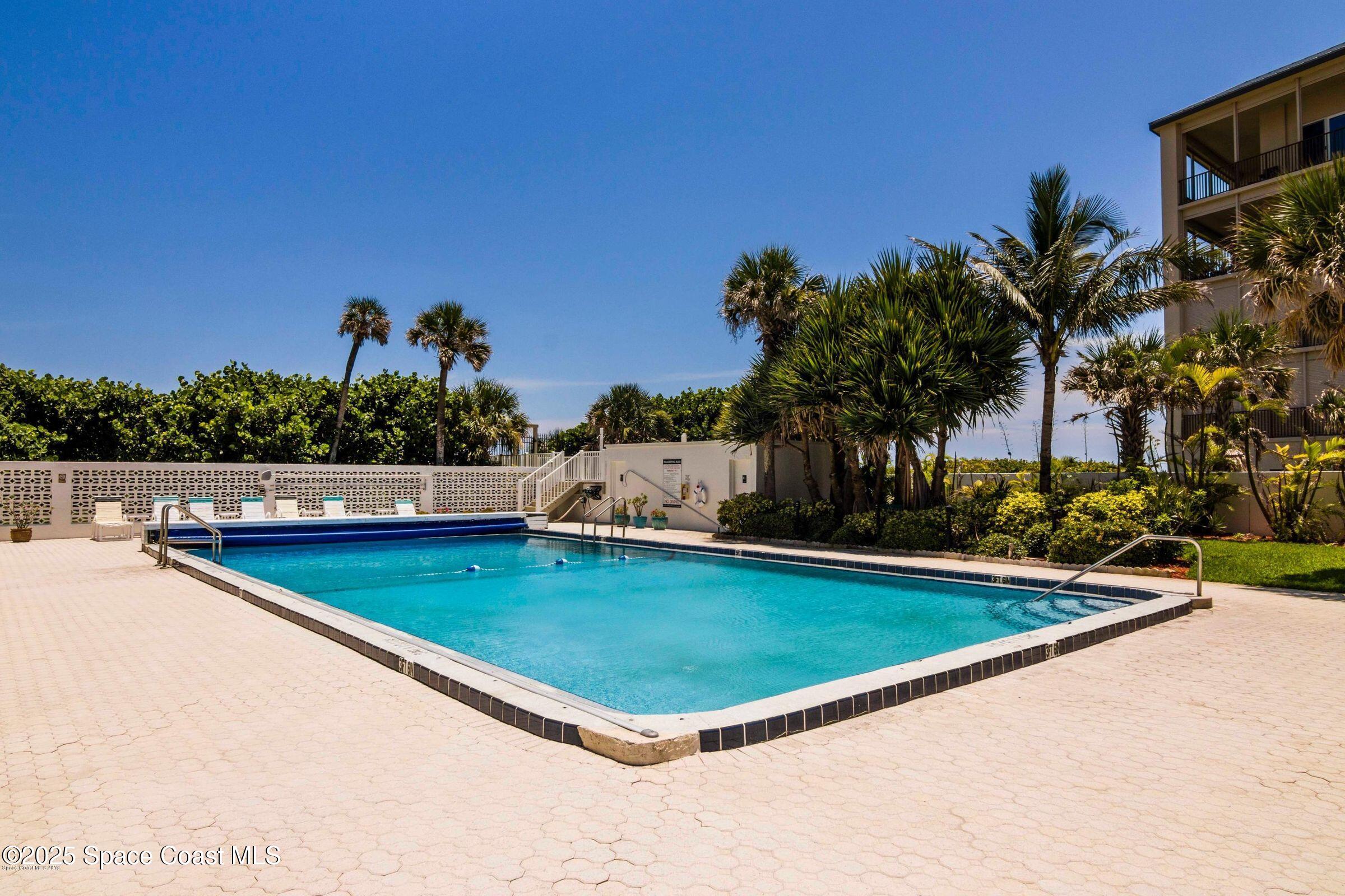 877 N Highway A1a 104