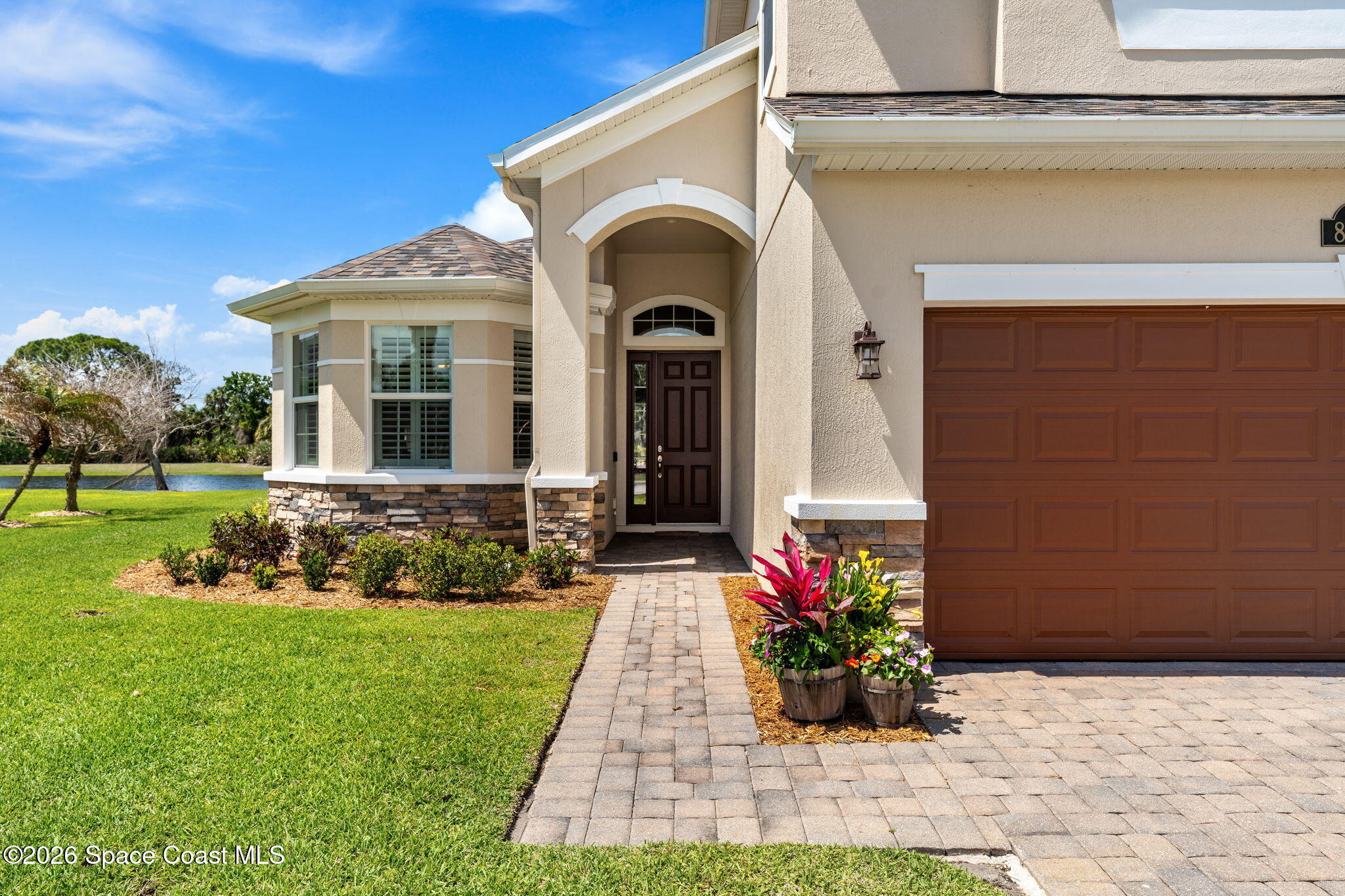 8533 Drayton Circle