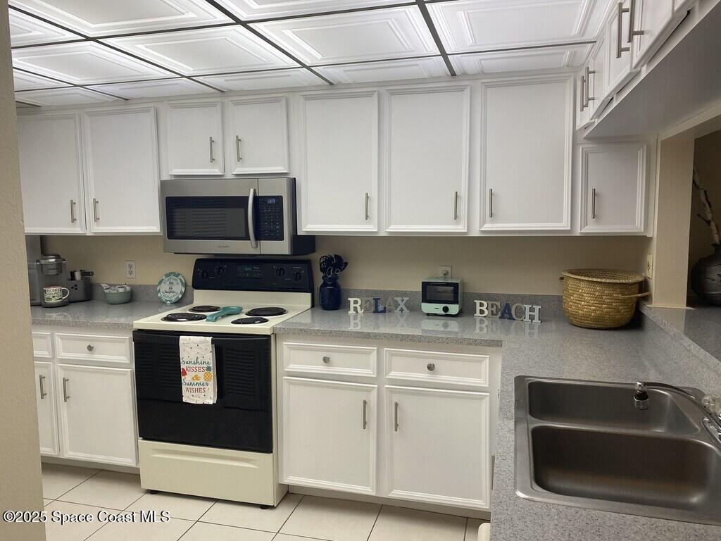 3180 N Atlantic Avenue B206