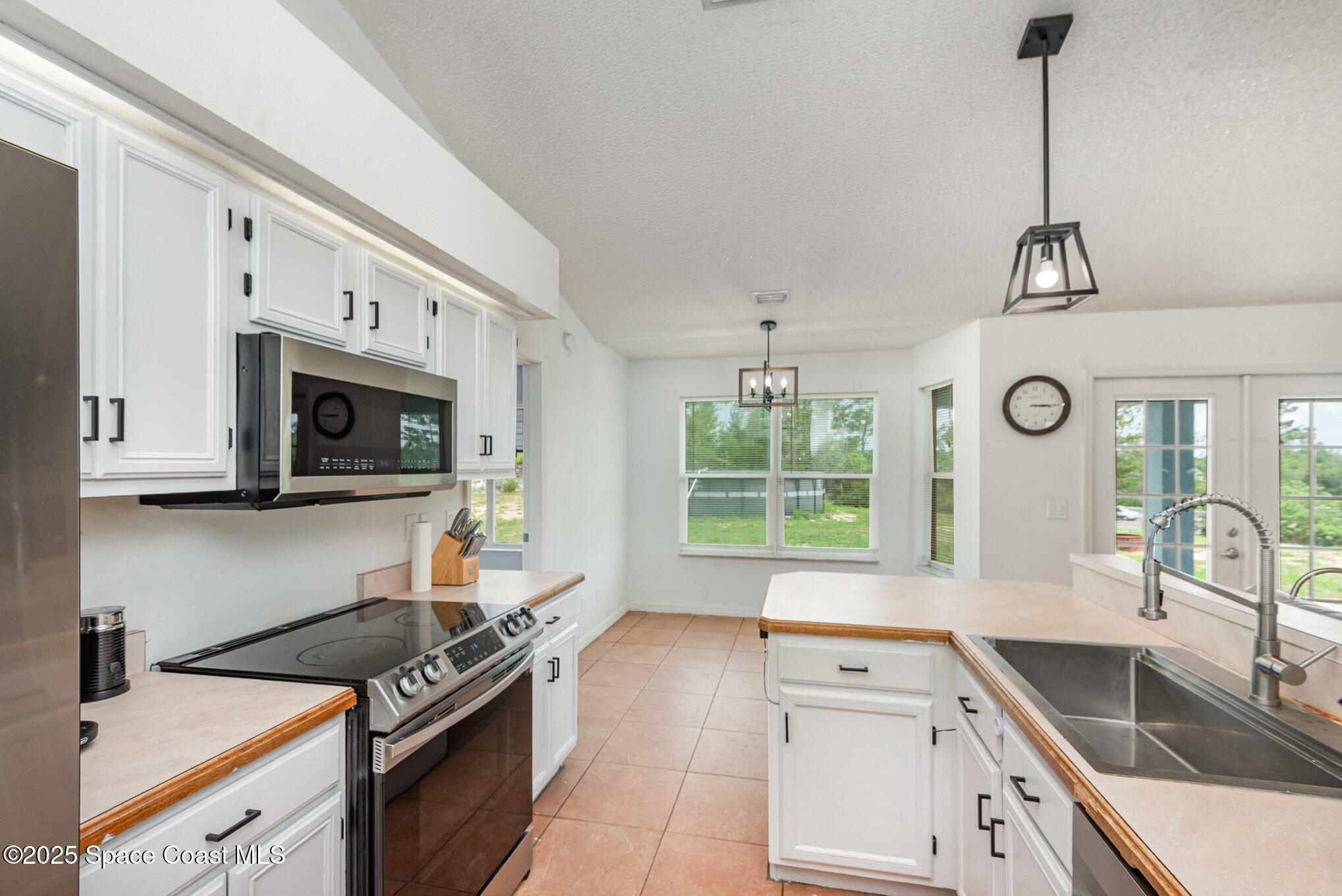 4265 Robins Hill Court