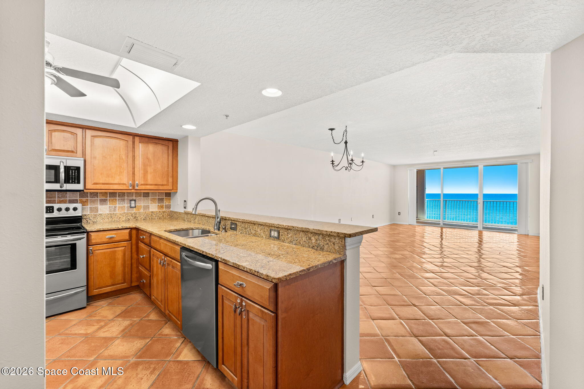 1345 N Highway A1a 404