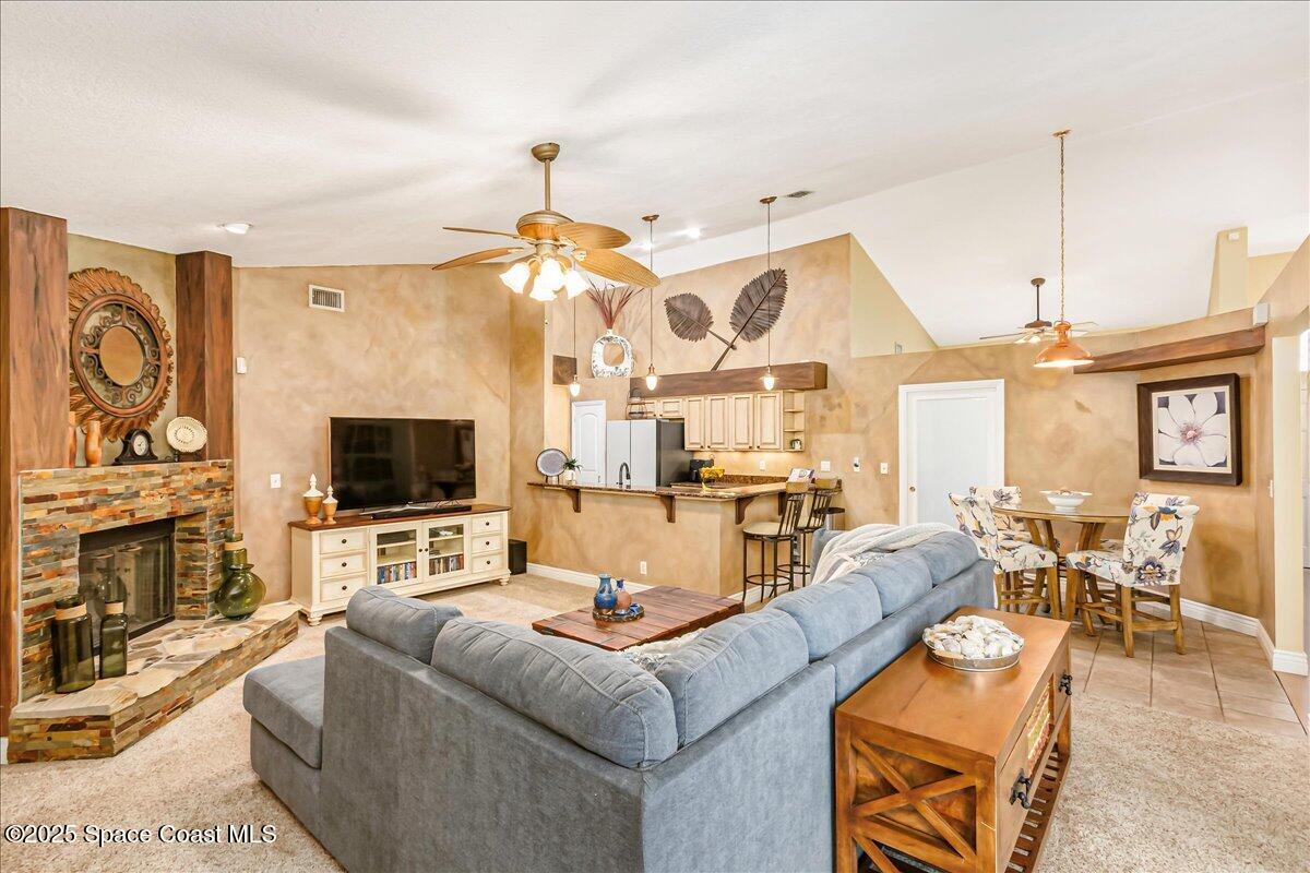 970 Pelican Lane