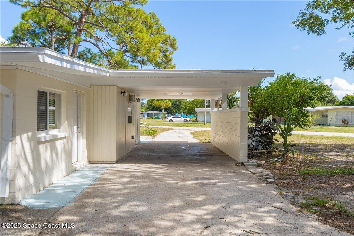 1104 Azalea Lane
