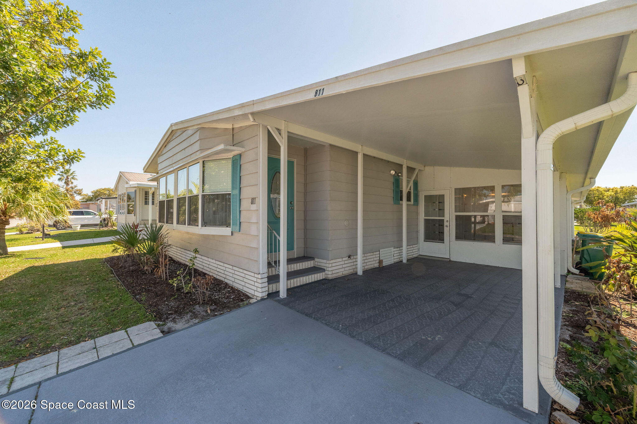 811 Silverthorn Court