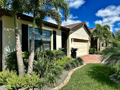 Photo of 2013 Farmhouse Road SE, Palm Bay, FL 32909 (MLS # 1059515)