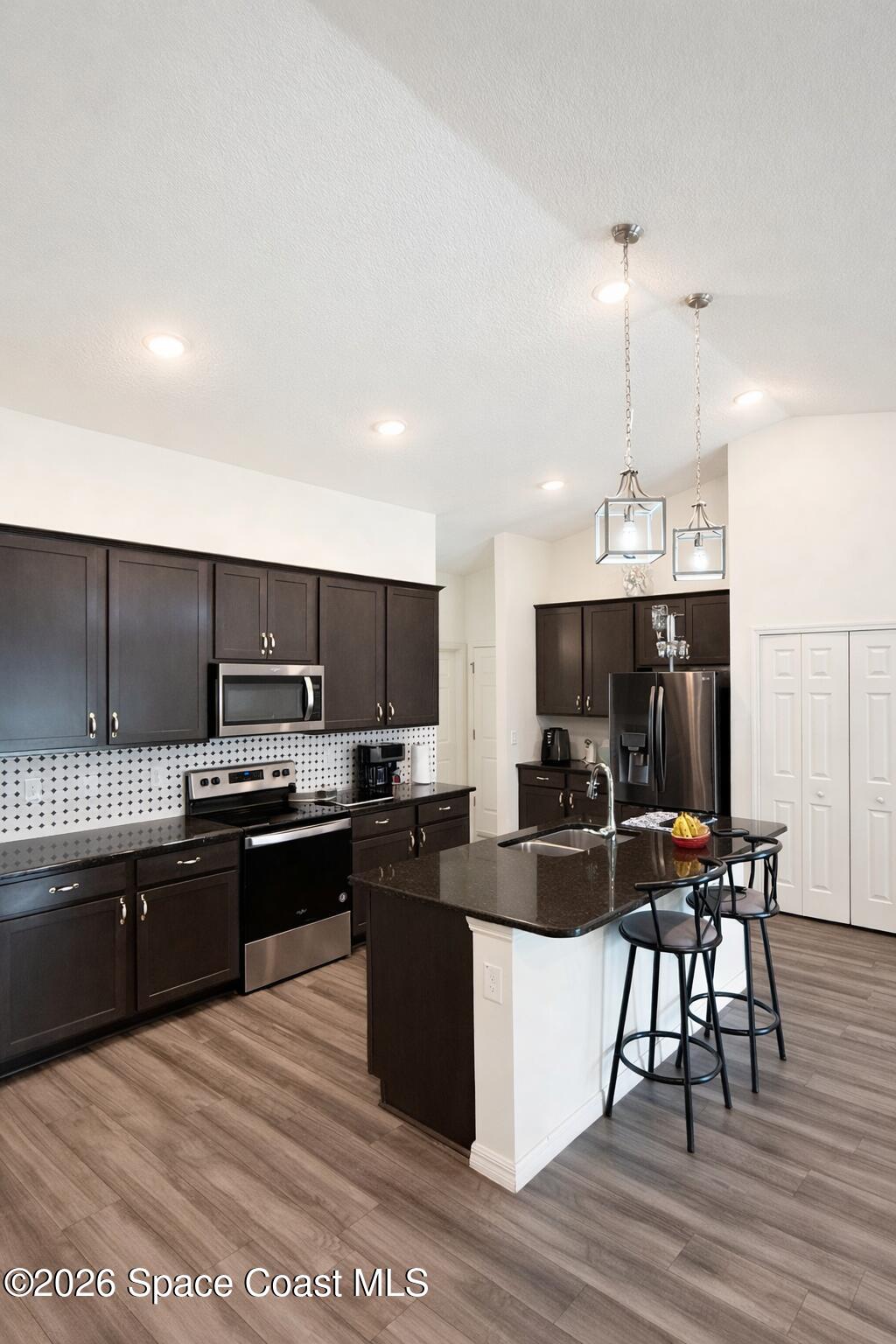 808 Grandeur Street SE