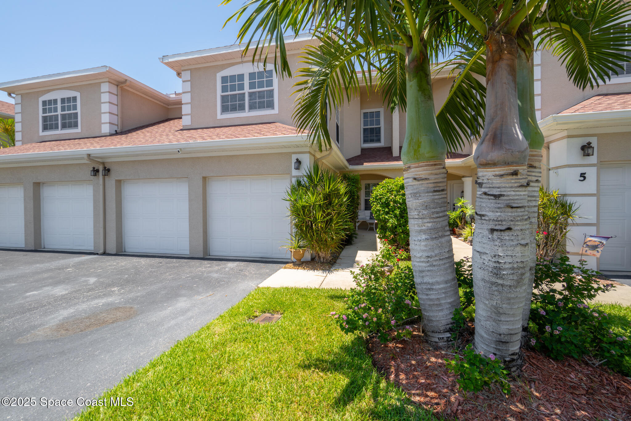 204 Holman Road 4