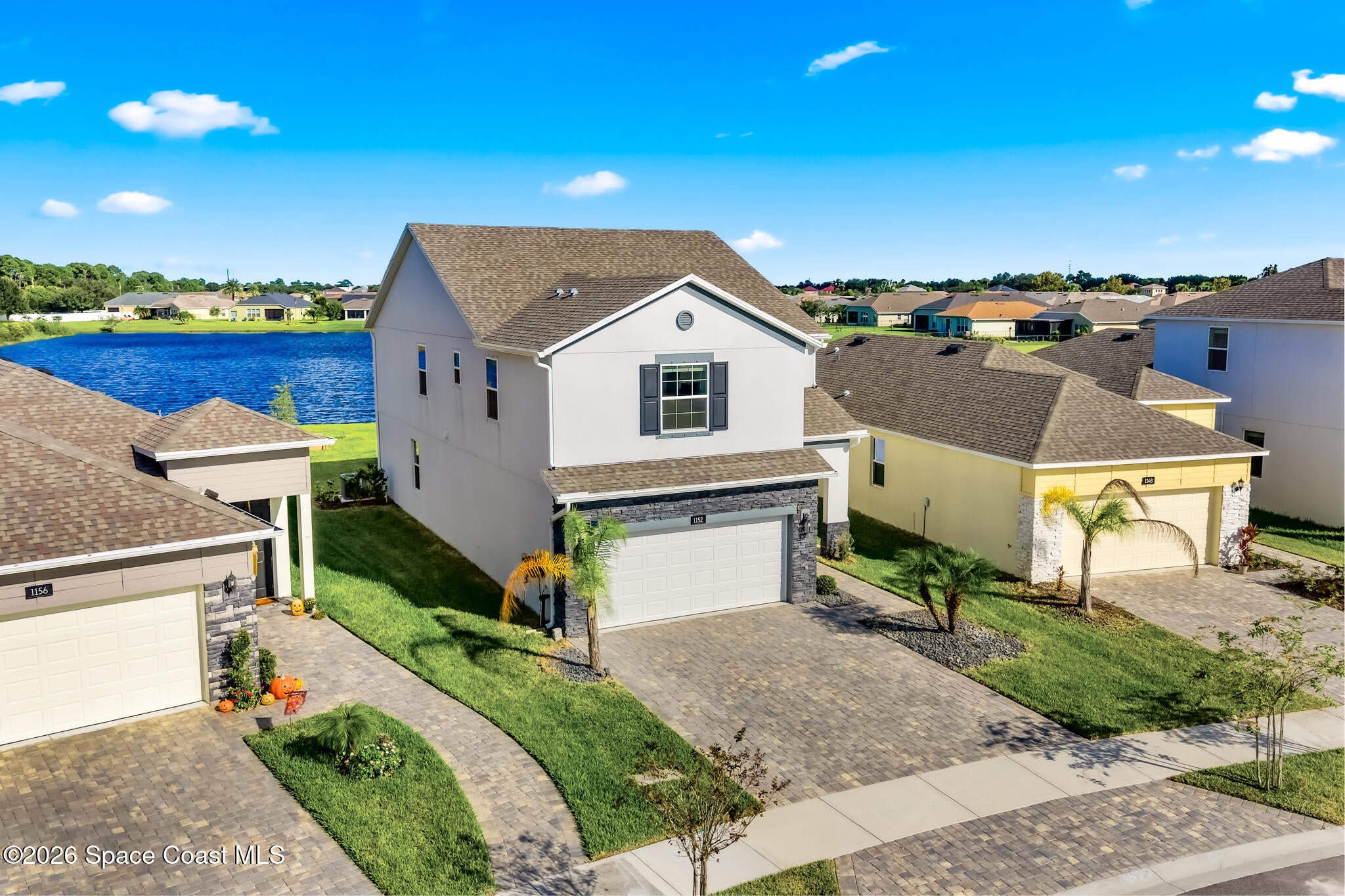 1152 Canfield Circle SE