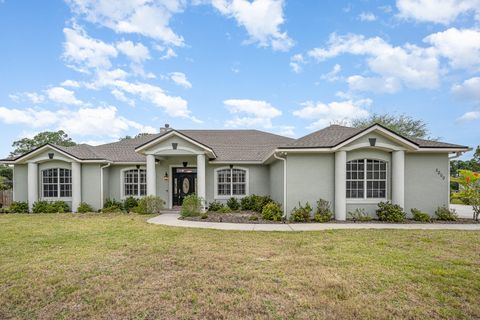 A home in Mims