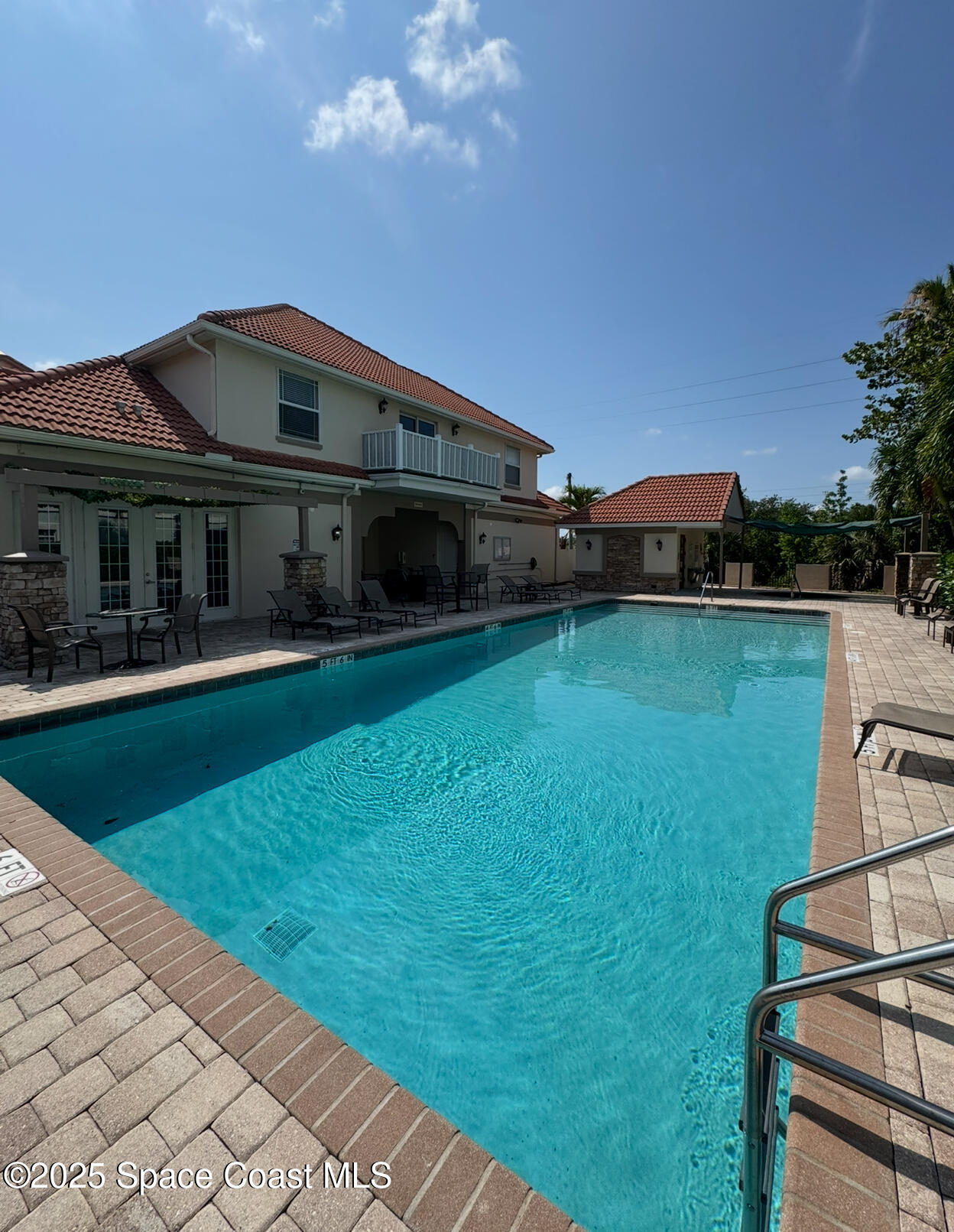 1480 Isabella Drive 103