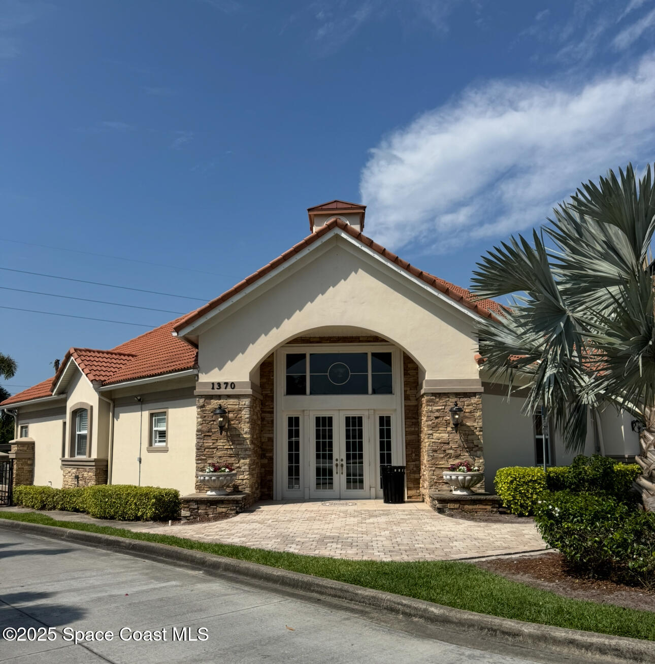 1480 Isabella Drive 103