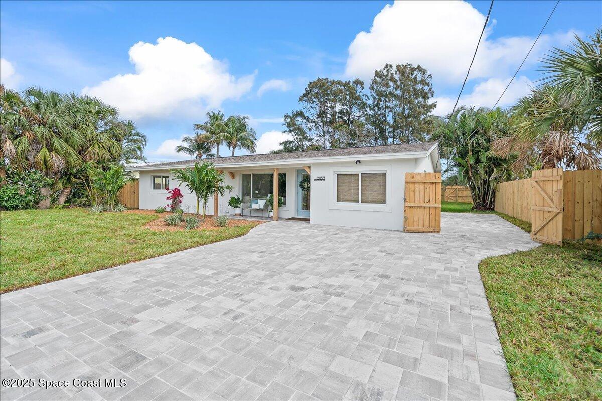 2059 Barracuda Avenue