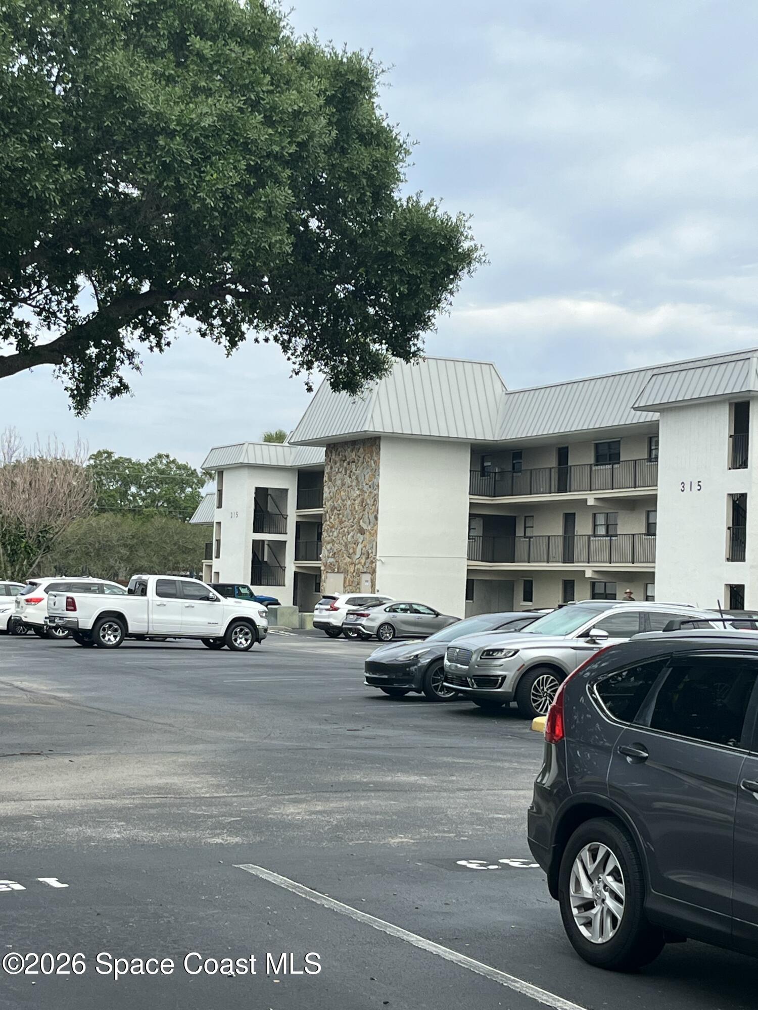 325 Tangle Run Boulevard 1116
