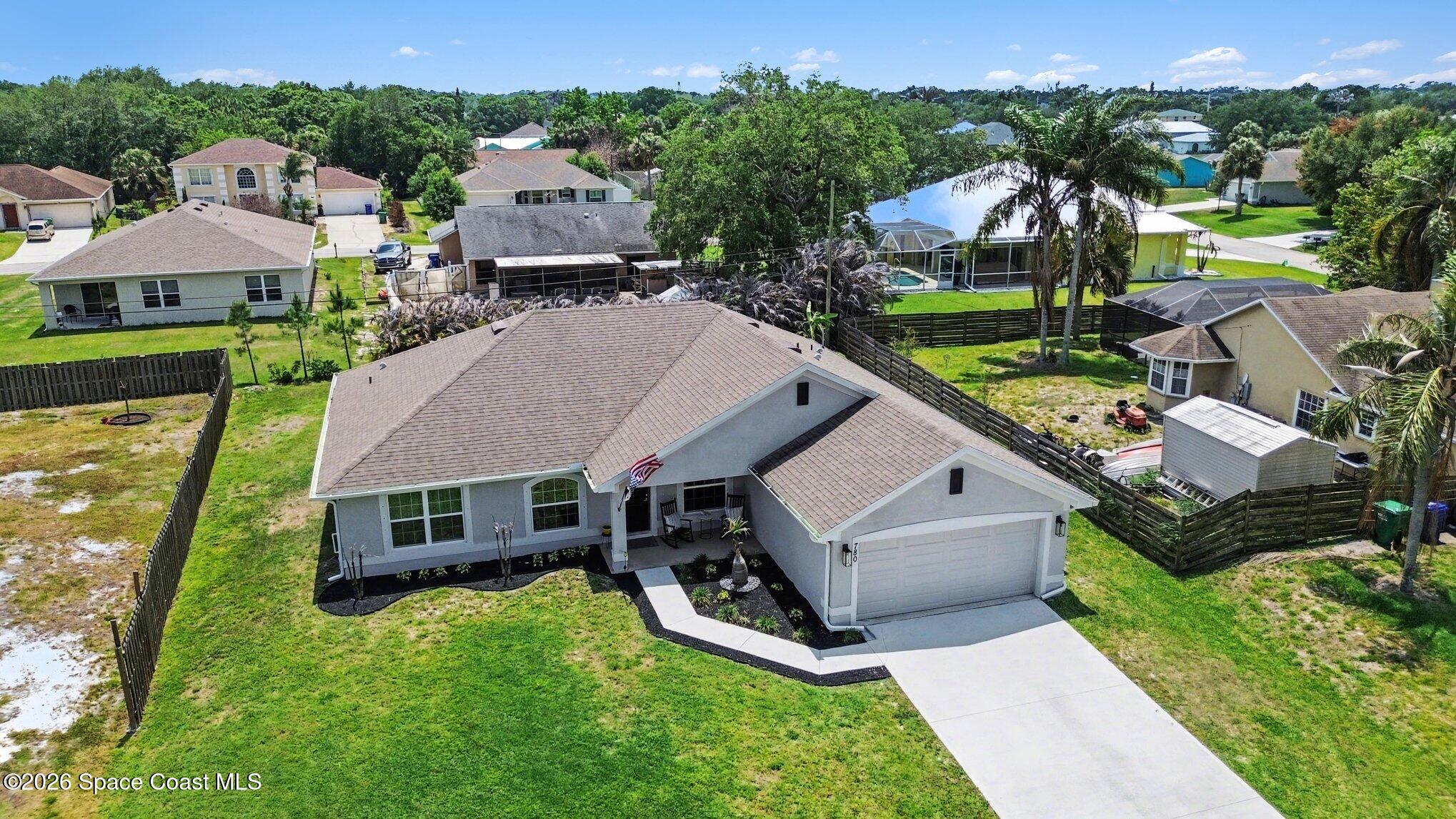 780 Helicon Terrace