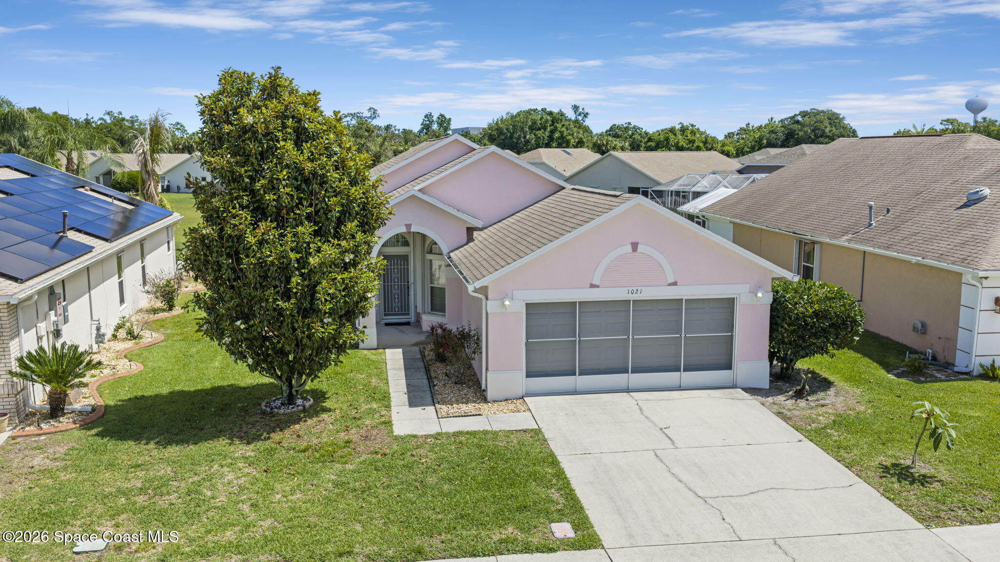 1021 Pine Creek Circle NE