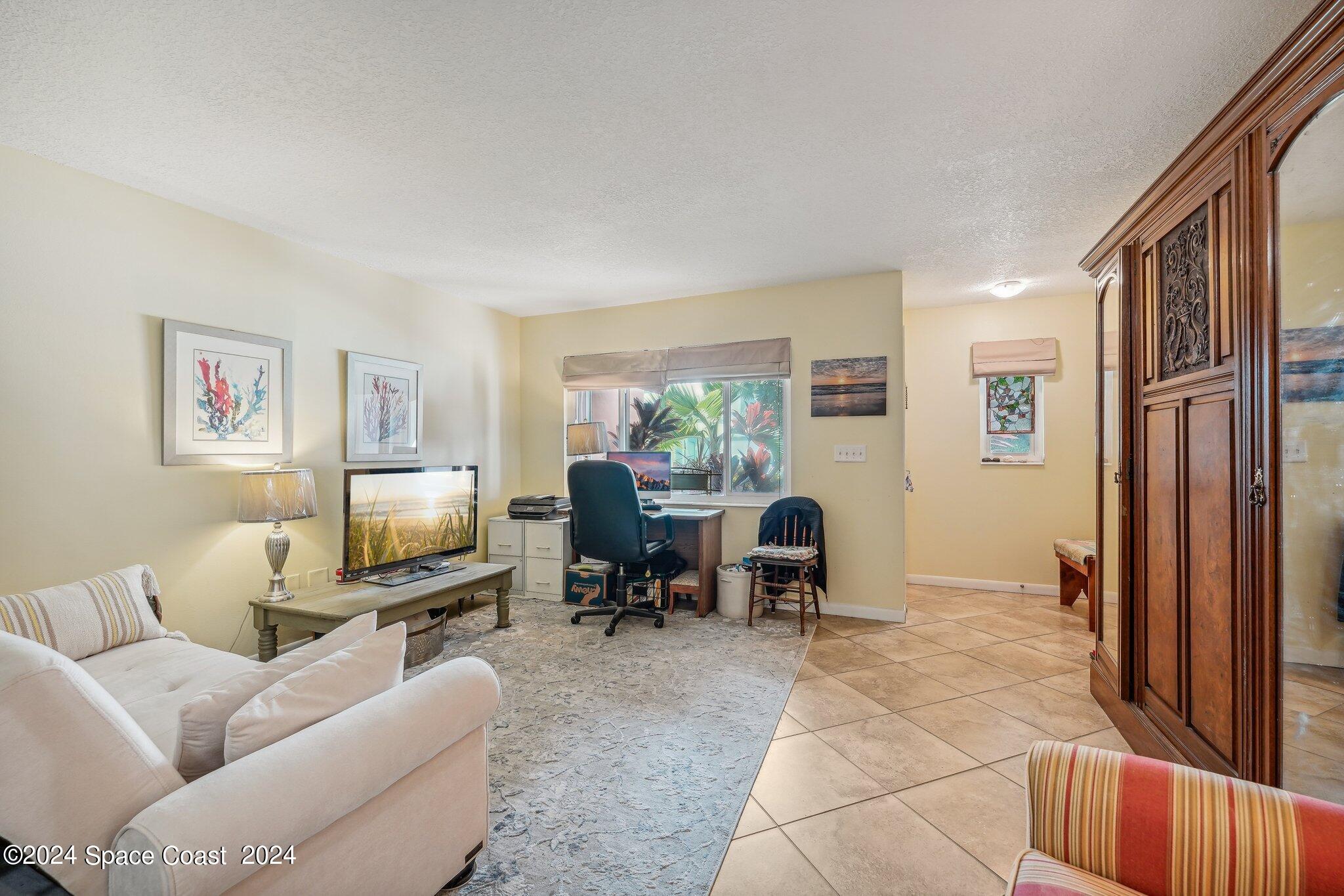 202 Emerald Drive N
