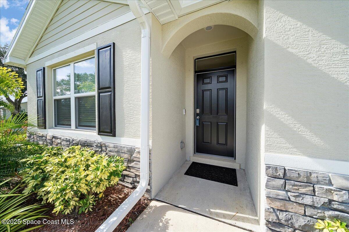 1098 Castile Road SE