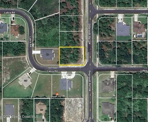 2798 Degroodt Road SW Palm Bay FL 32908