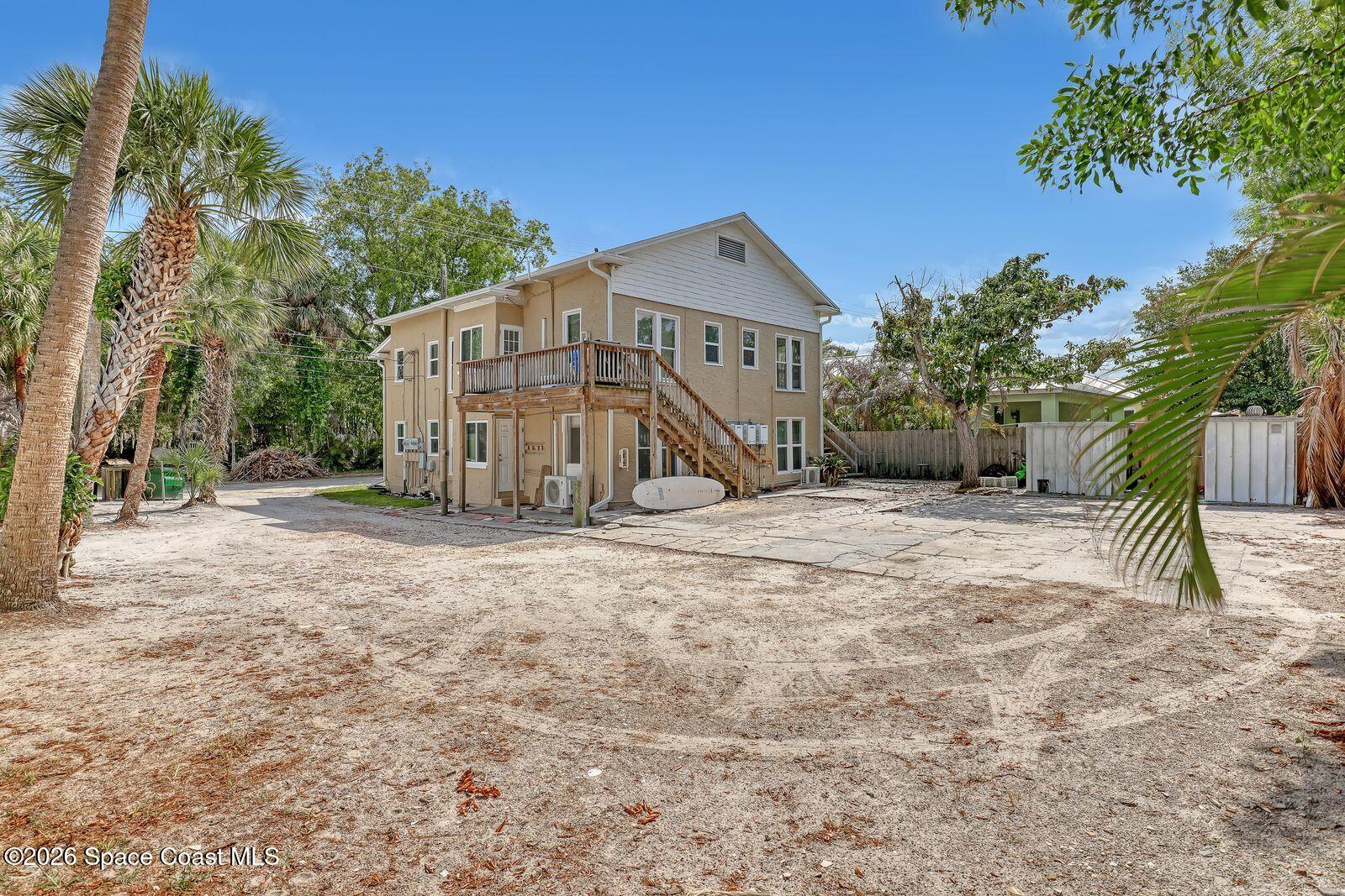 658 Young Street