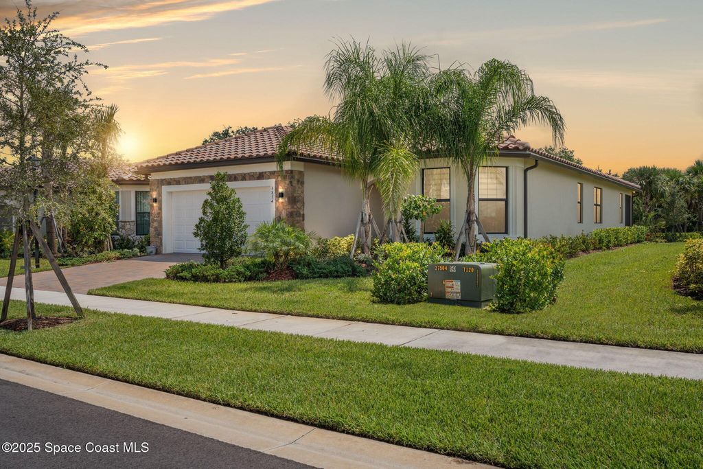 Photo of 3874 White Alder Way, Vero Beach, FL 32967 (MLS # 1057760)