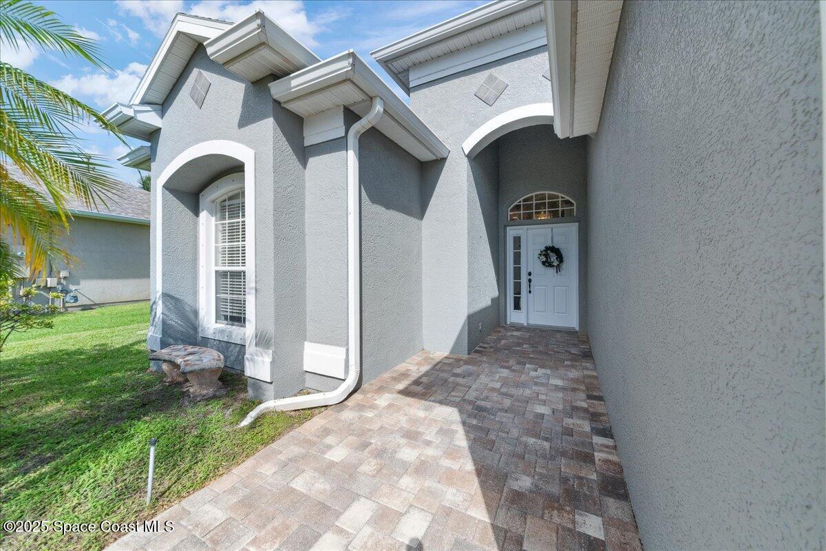3885 Waterford Drive