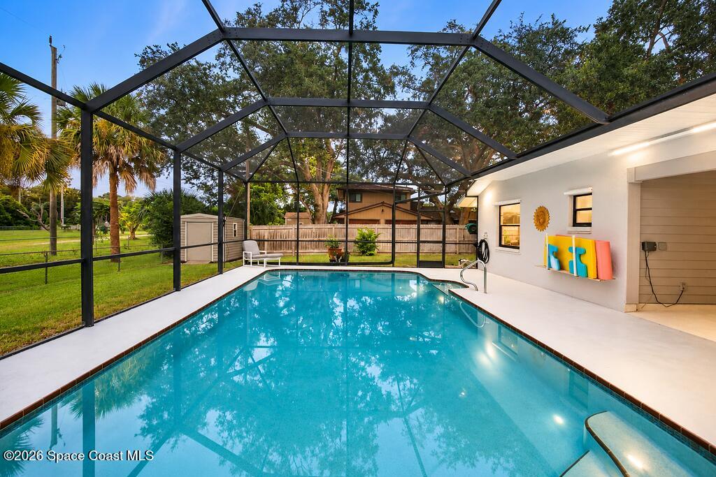 460 Oakwood Court