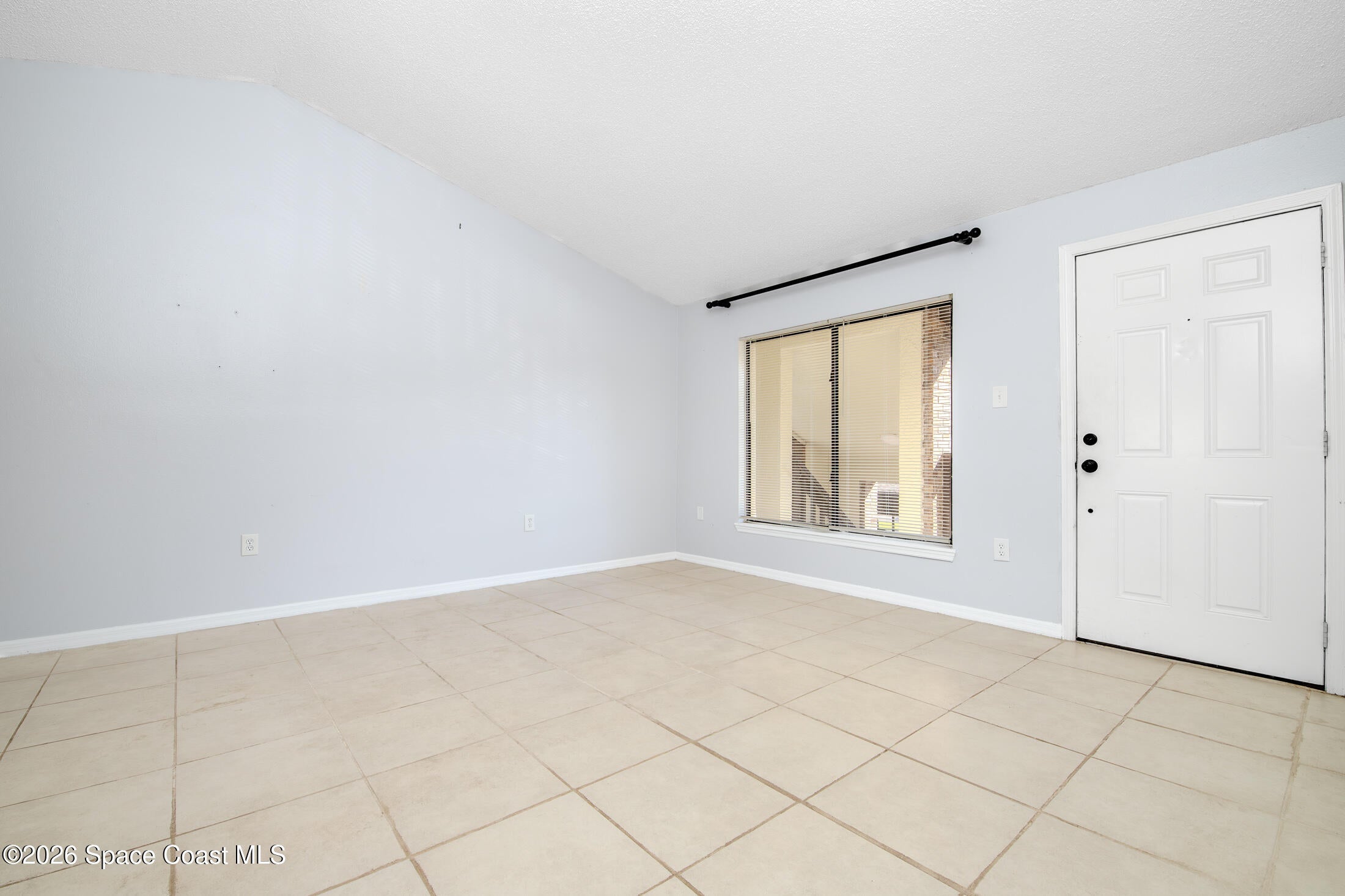 1515 Huntington Lane E 922