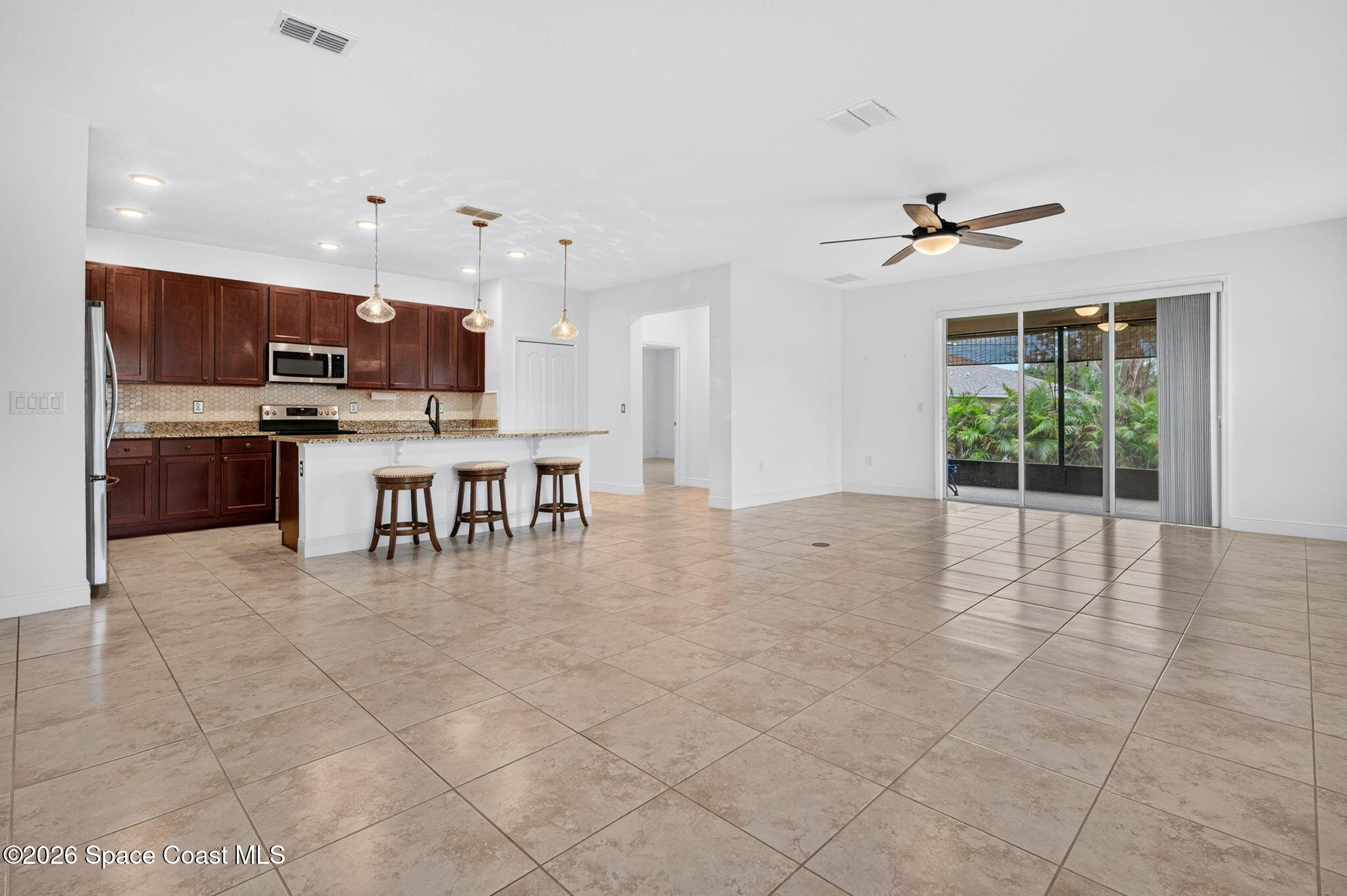 2407 Fallon Boulevard NE
