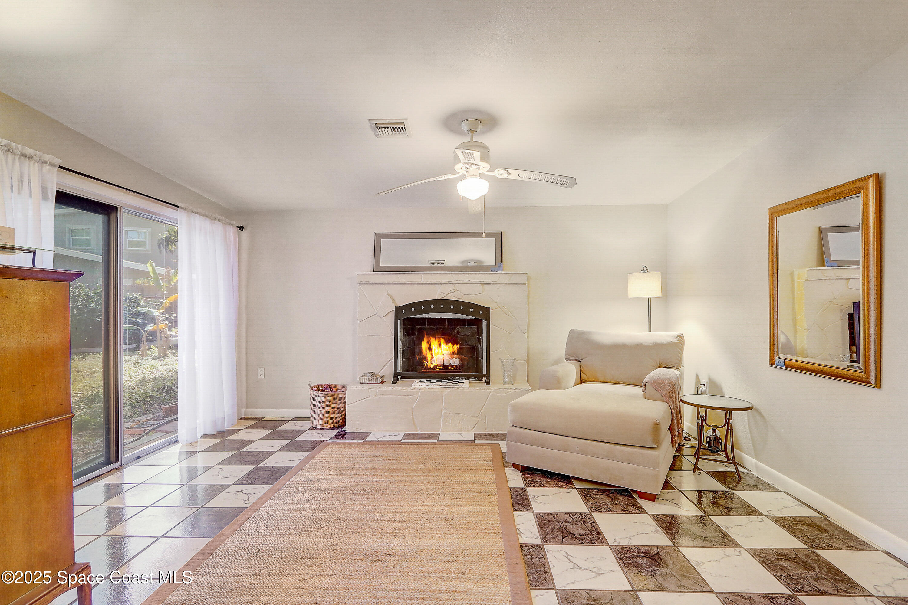 1205 Seminole Drive