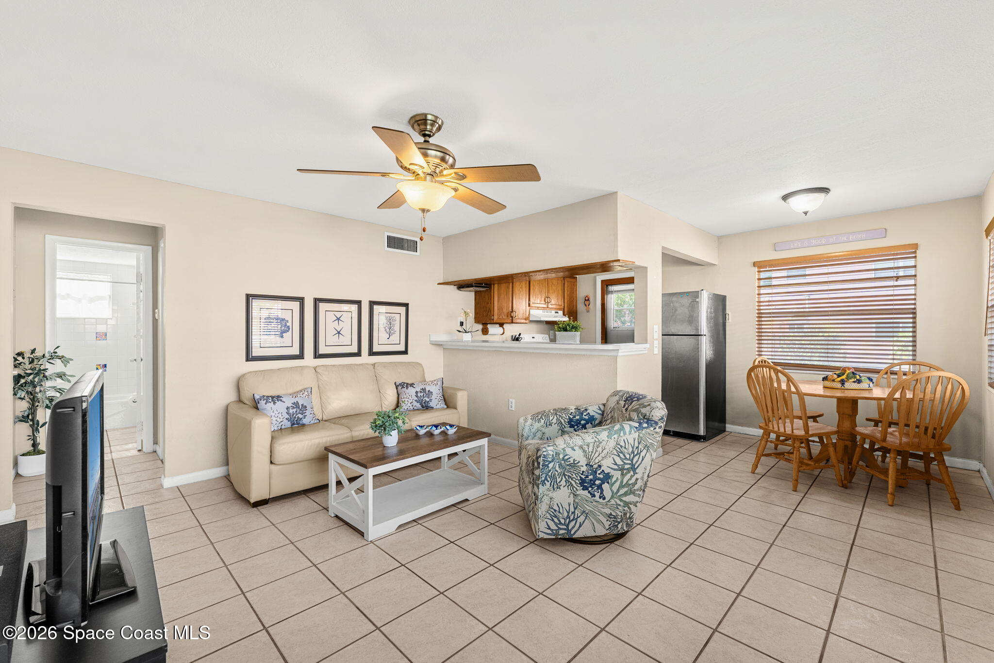 419 Madison Avenue G102