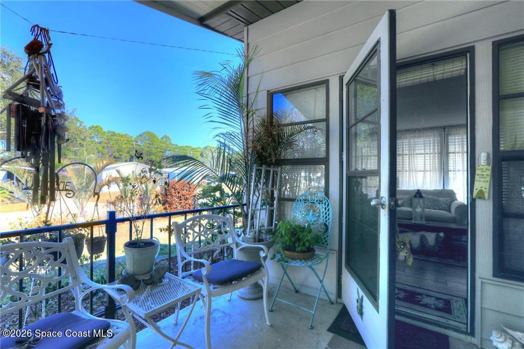 1352 Barefoot Circle