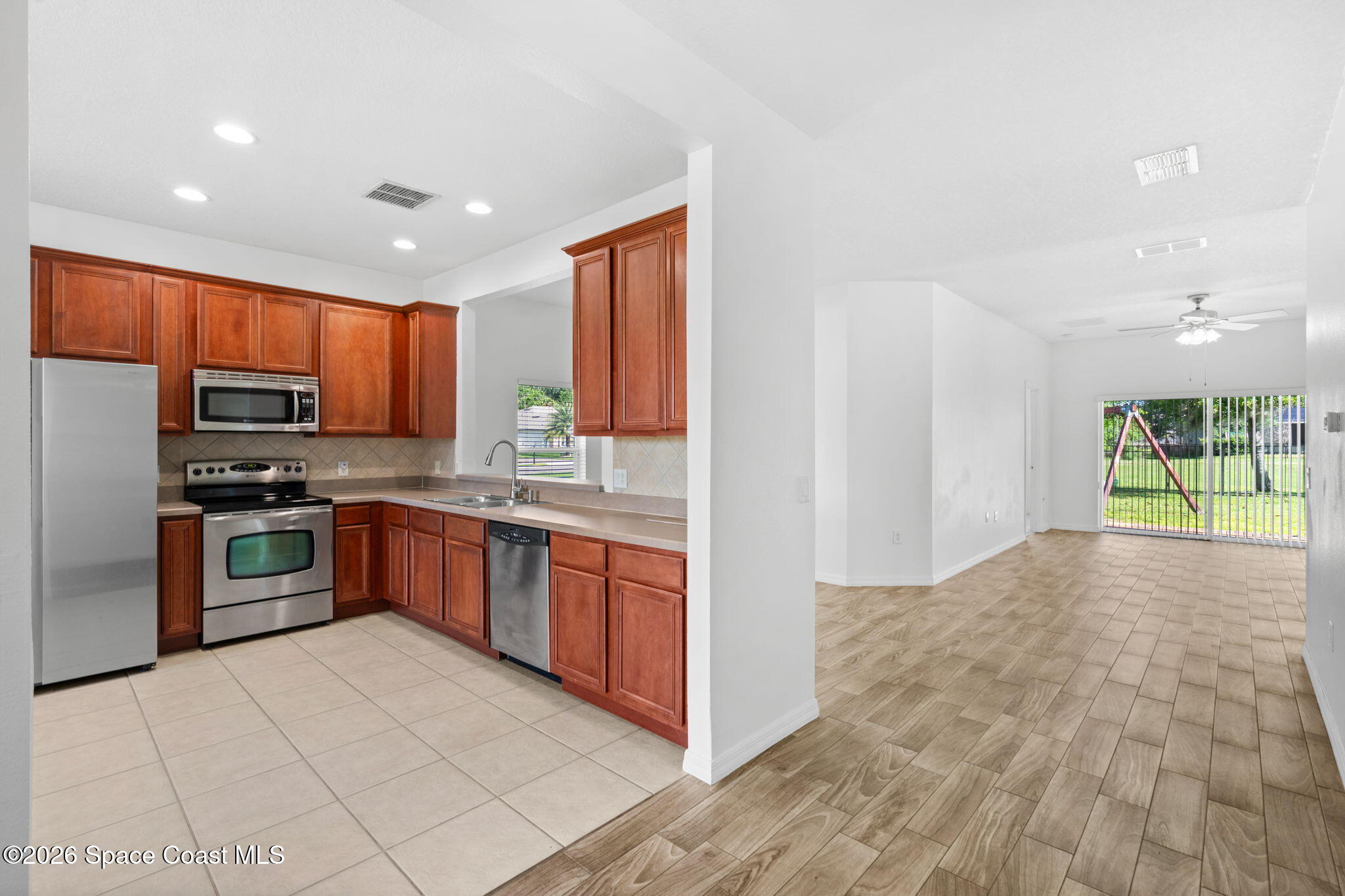 4366 Fitzroy Reef Drive