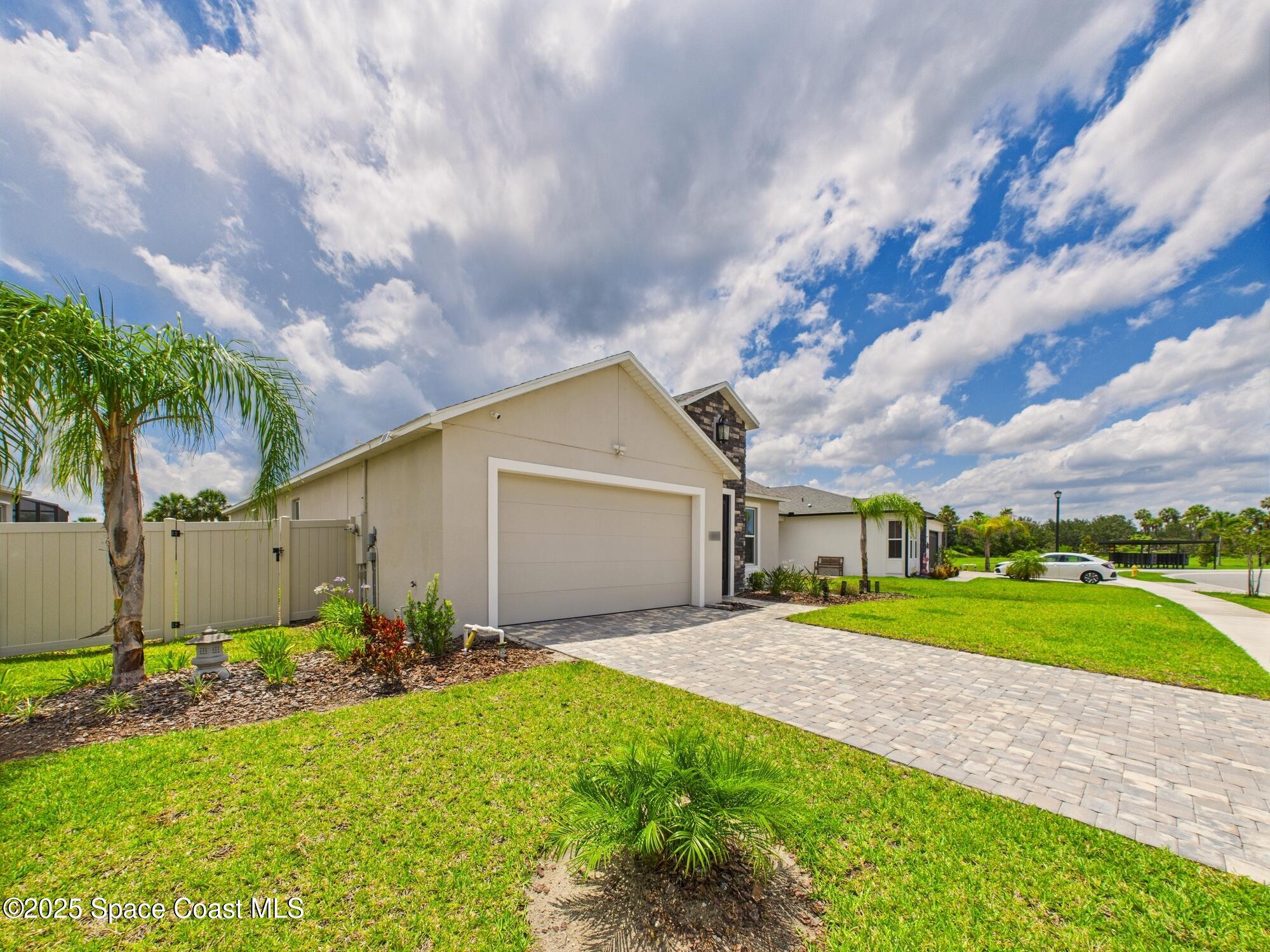 3466 Rixford Way