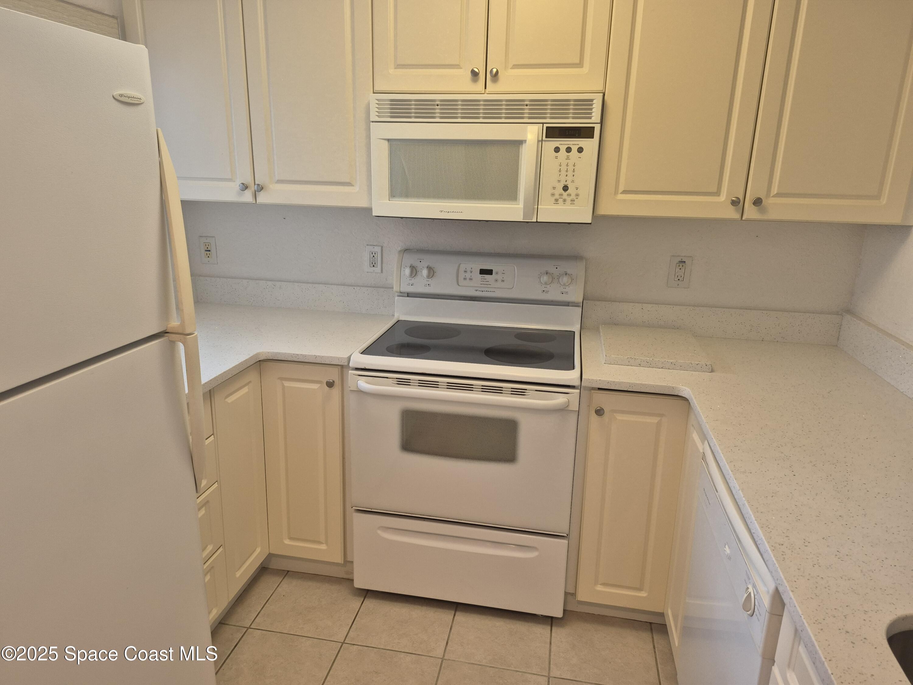 640 Seaport Boulevard 224