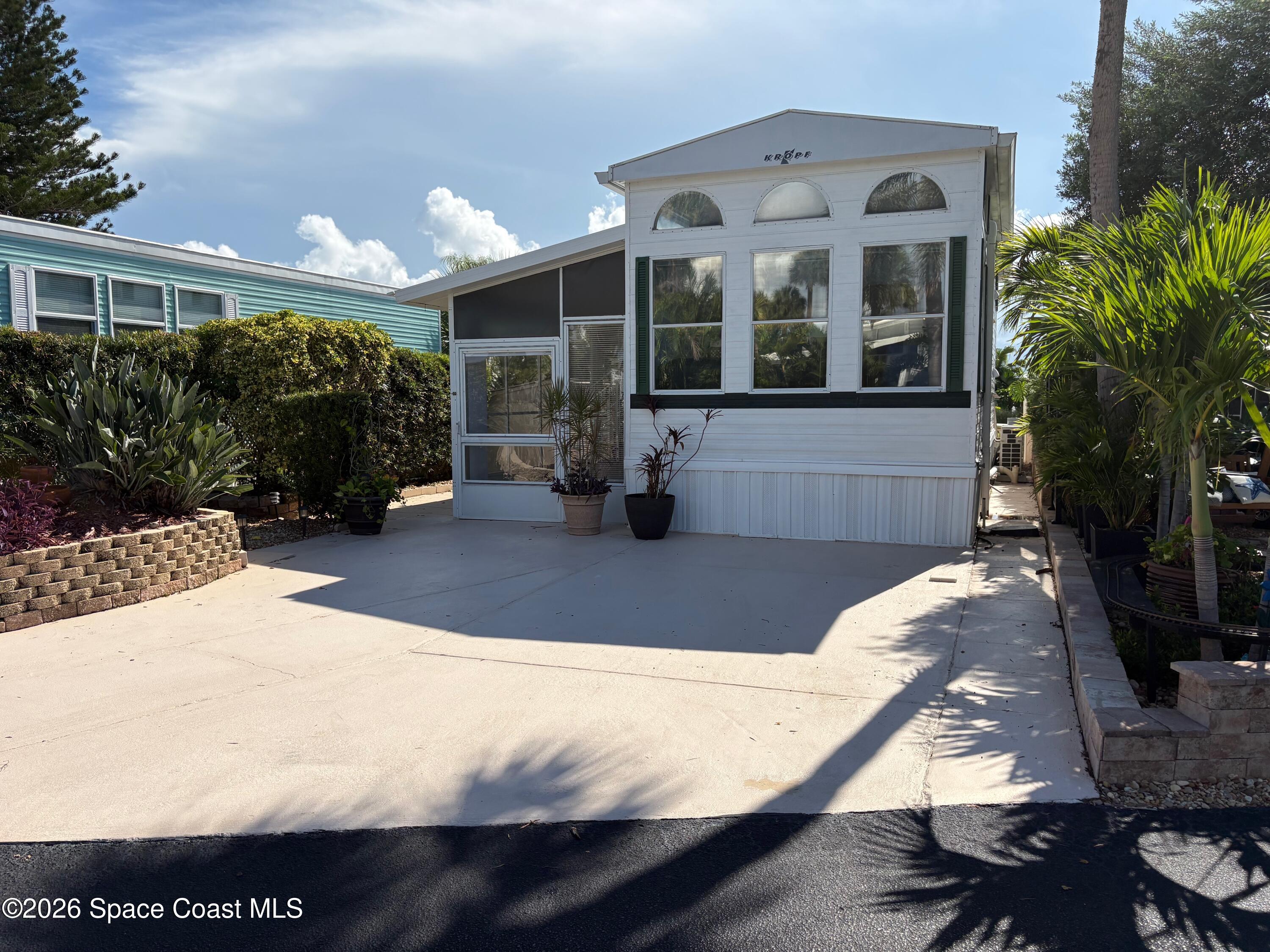 885 Horizon Lane 414