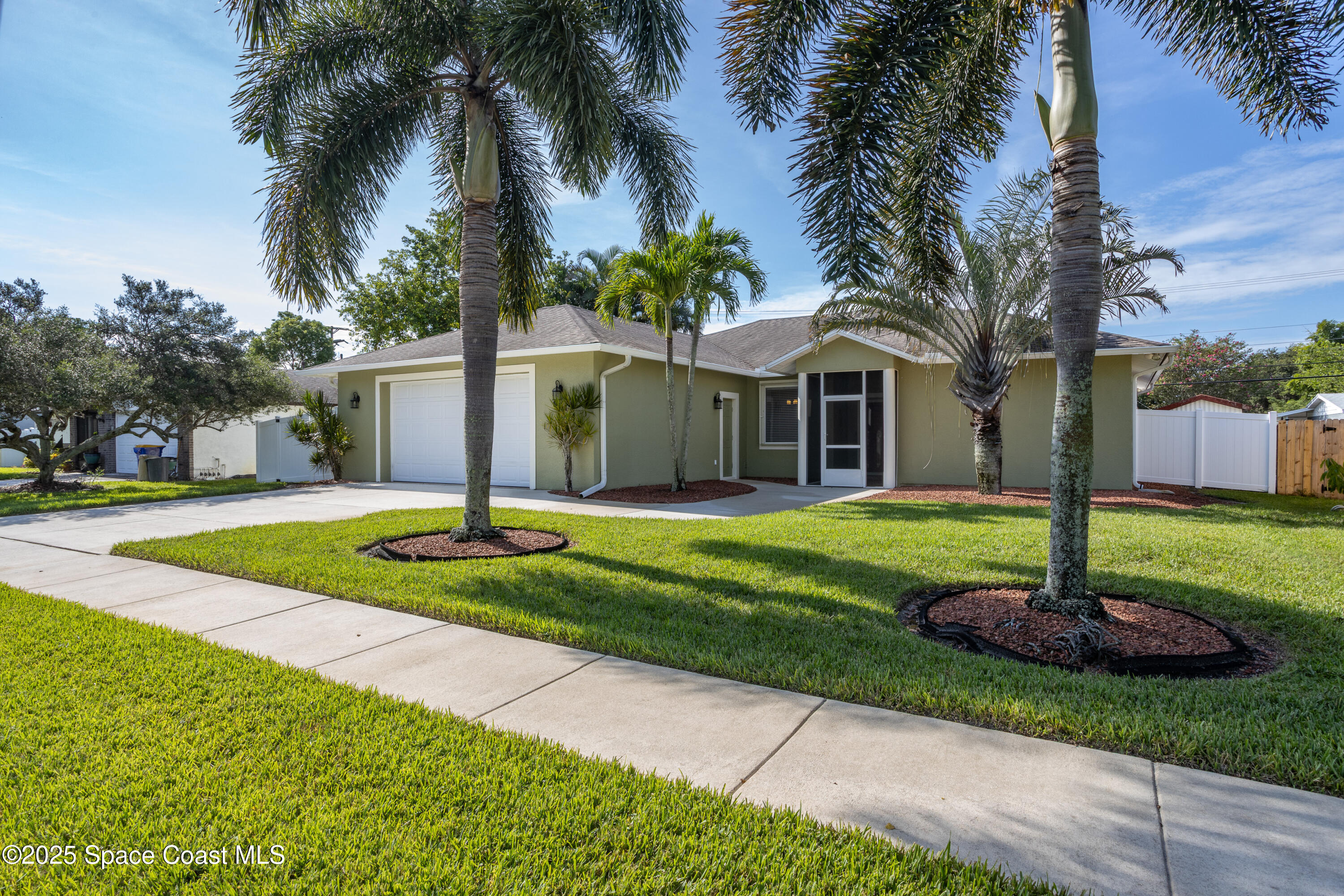981 Pineland Drive